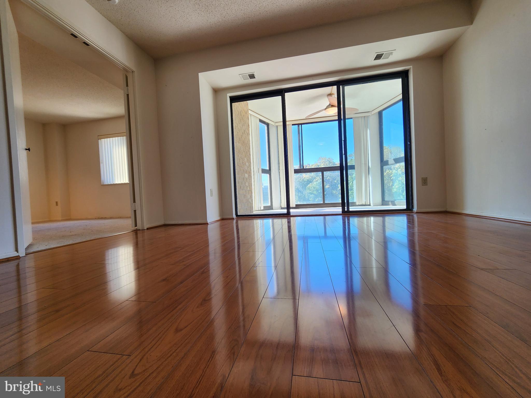 GREENS AT LEISURE WORLD - Residential