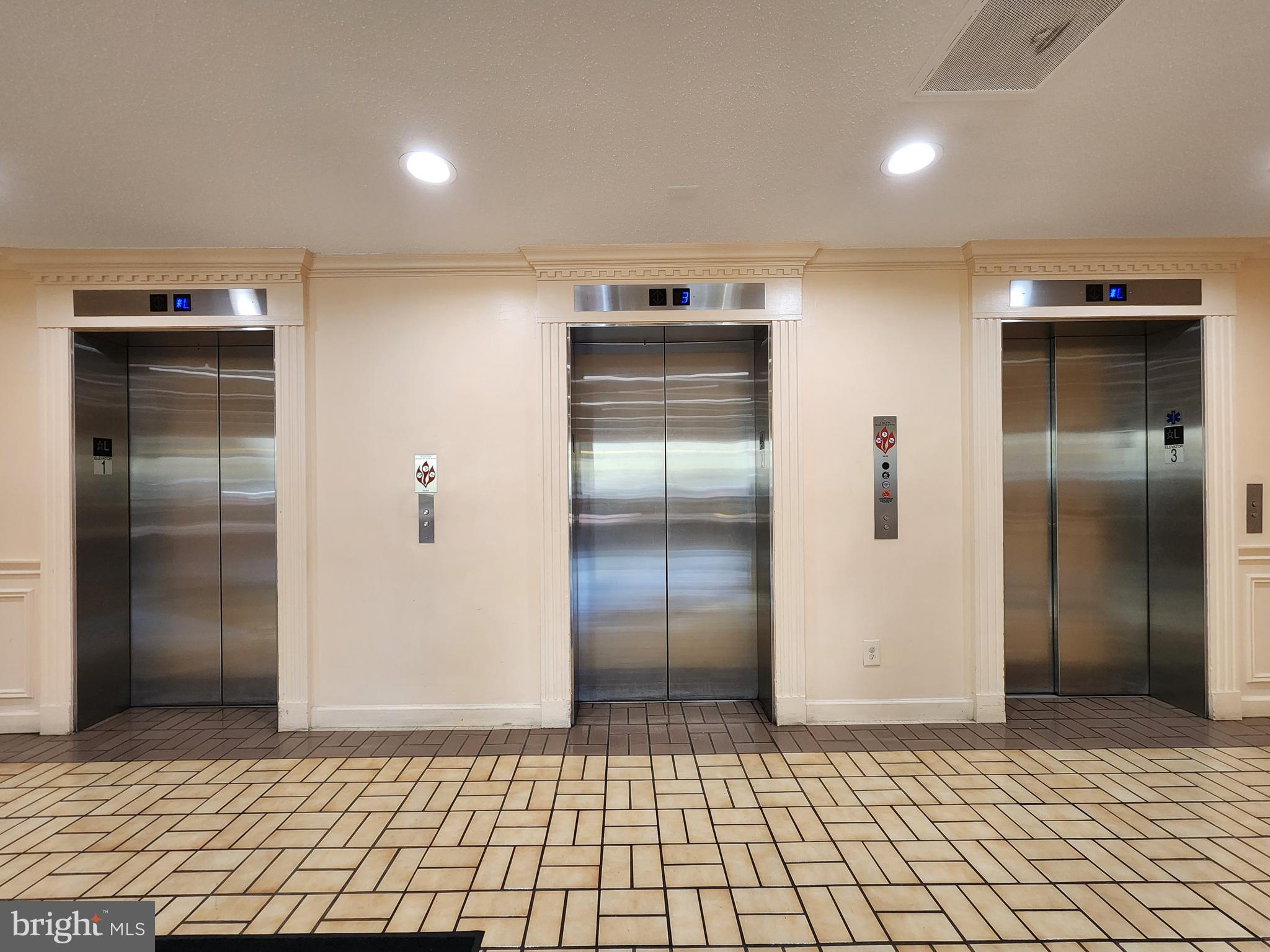 GREENS AT LEISURE WORLD - Residential