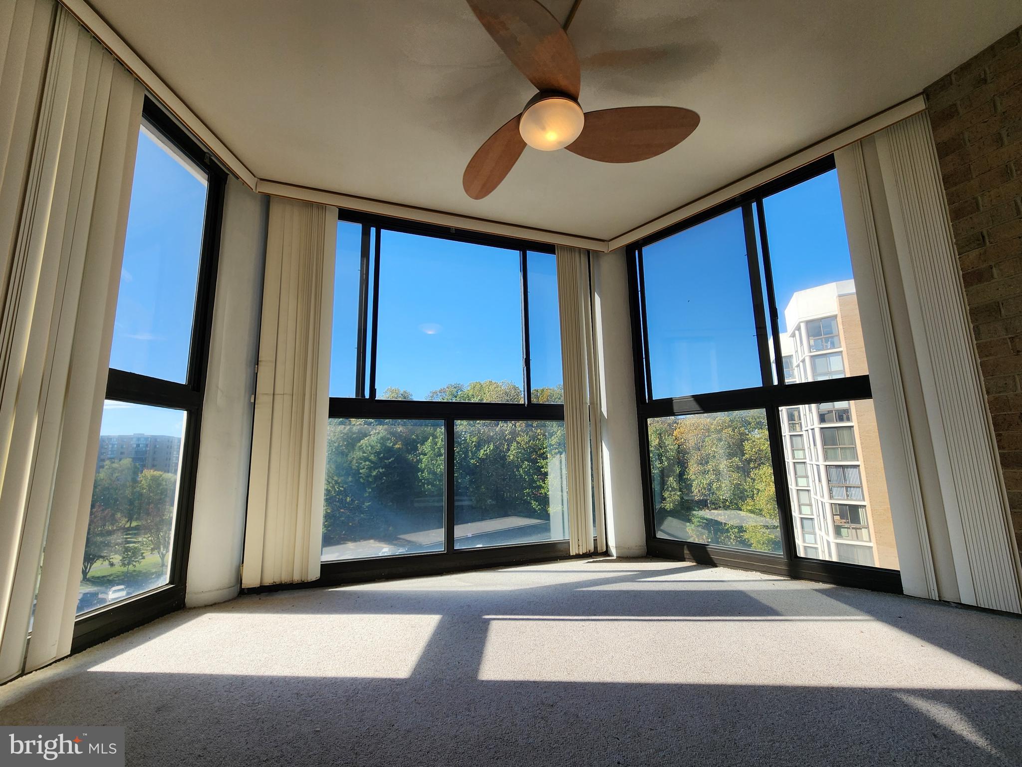 GREENS AT LEISURE WORLD - Residential