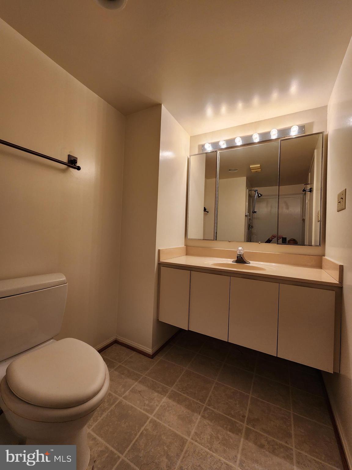 GREENS AT LEISURE WORLD - Residential