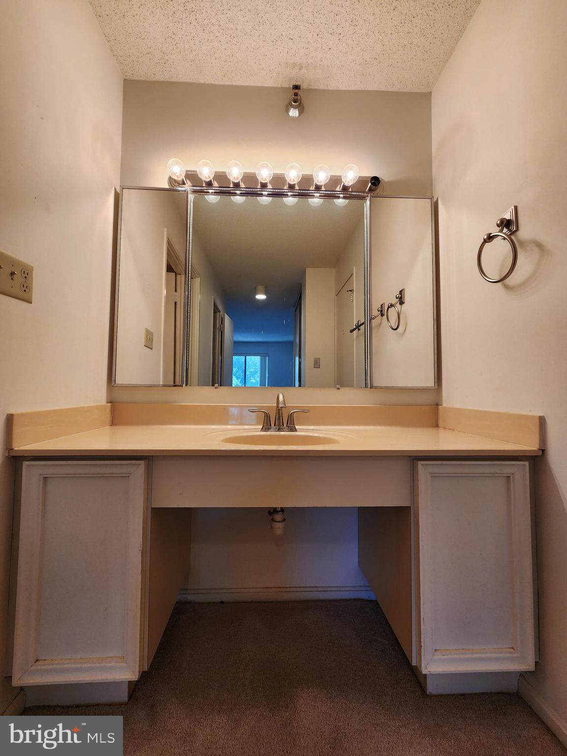 GREENS AT LEISURE WORLD - Residential