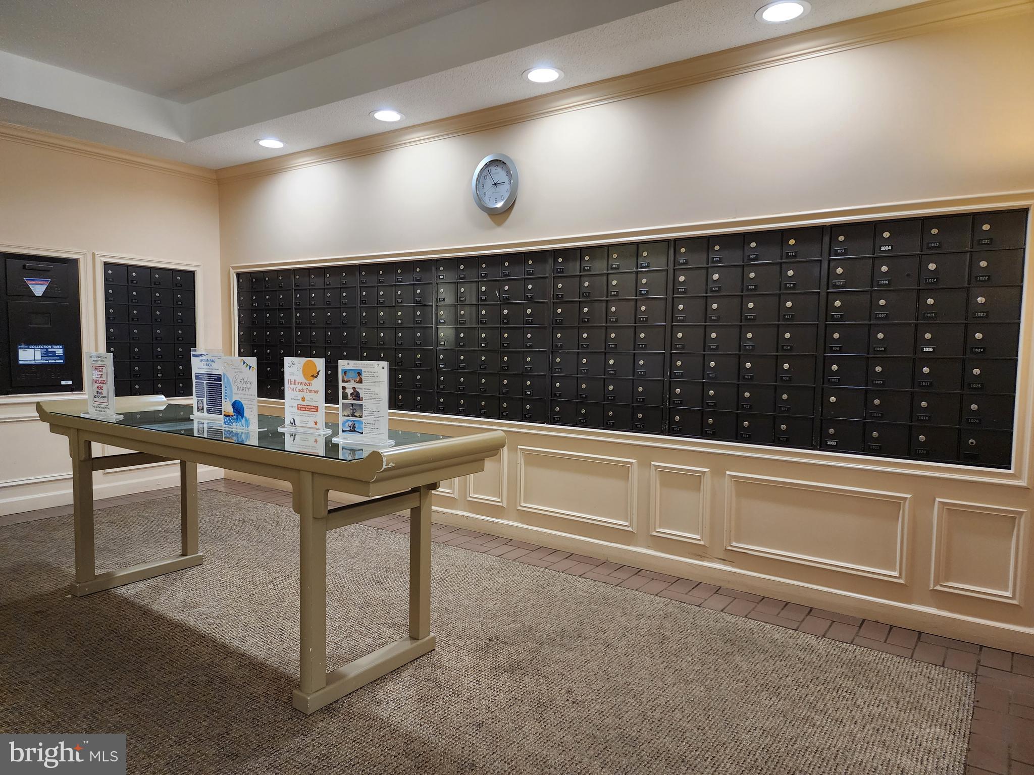 GREENS AT LEISURE WORLD - Residential