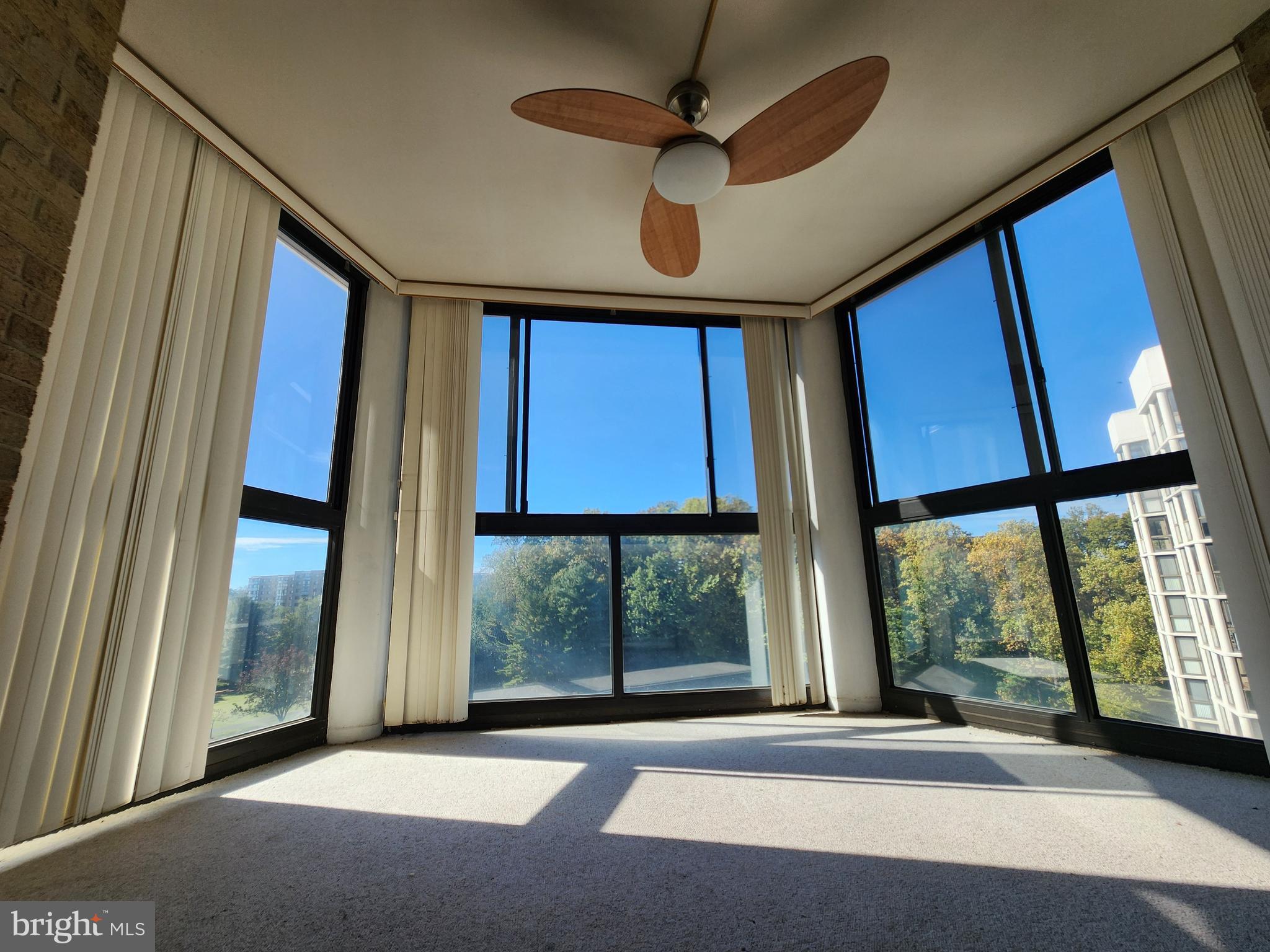 GREENS AT LEISURE WORLD - Residential