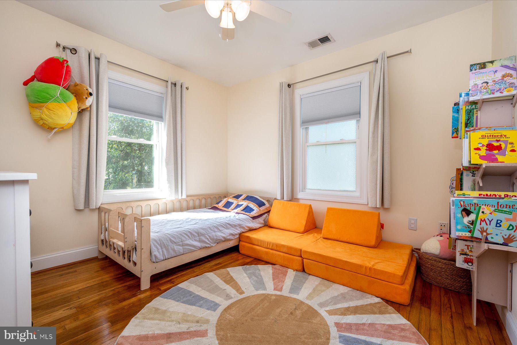 RIVERDALE PARK - Residential