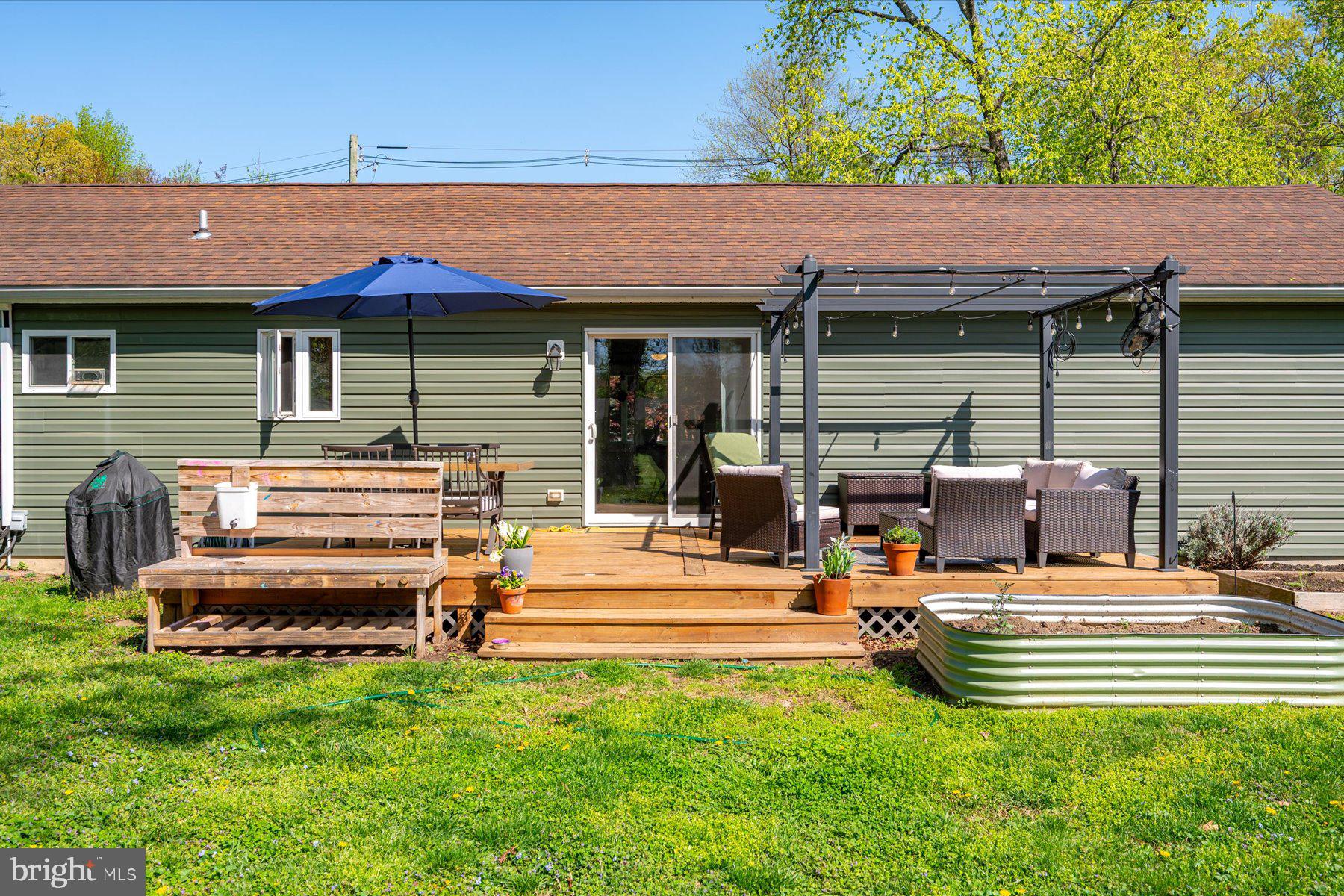 RIVERDALE PARK - Residential