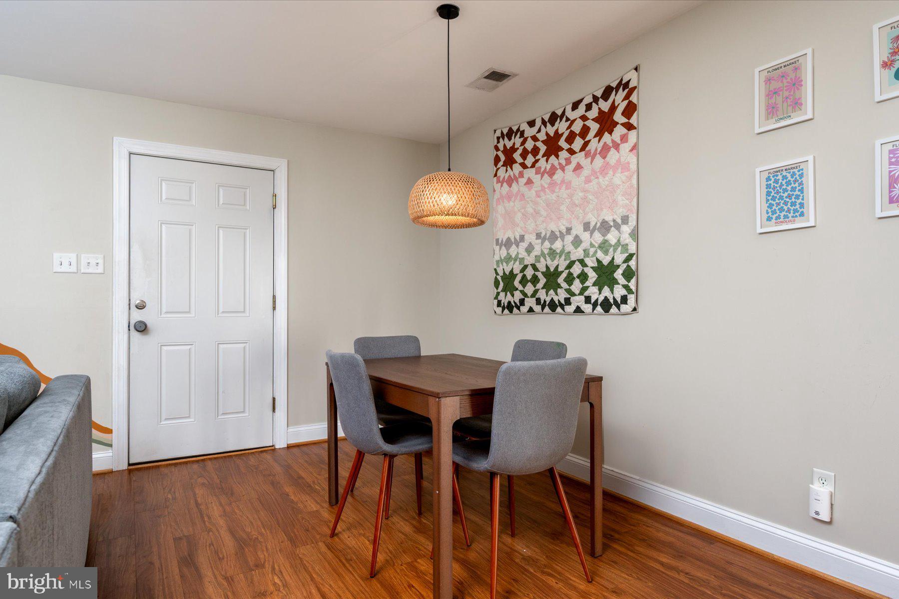 RIVERDALE PARK - Residential