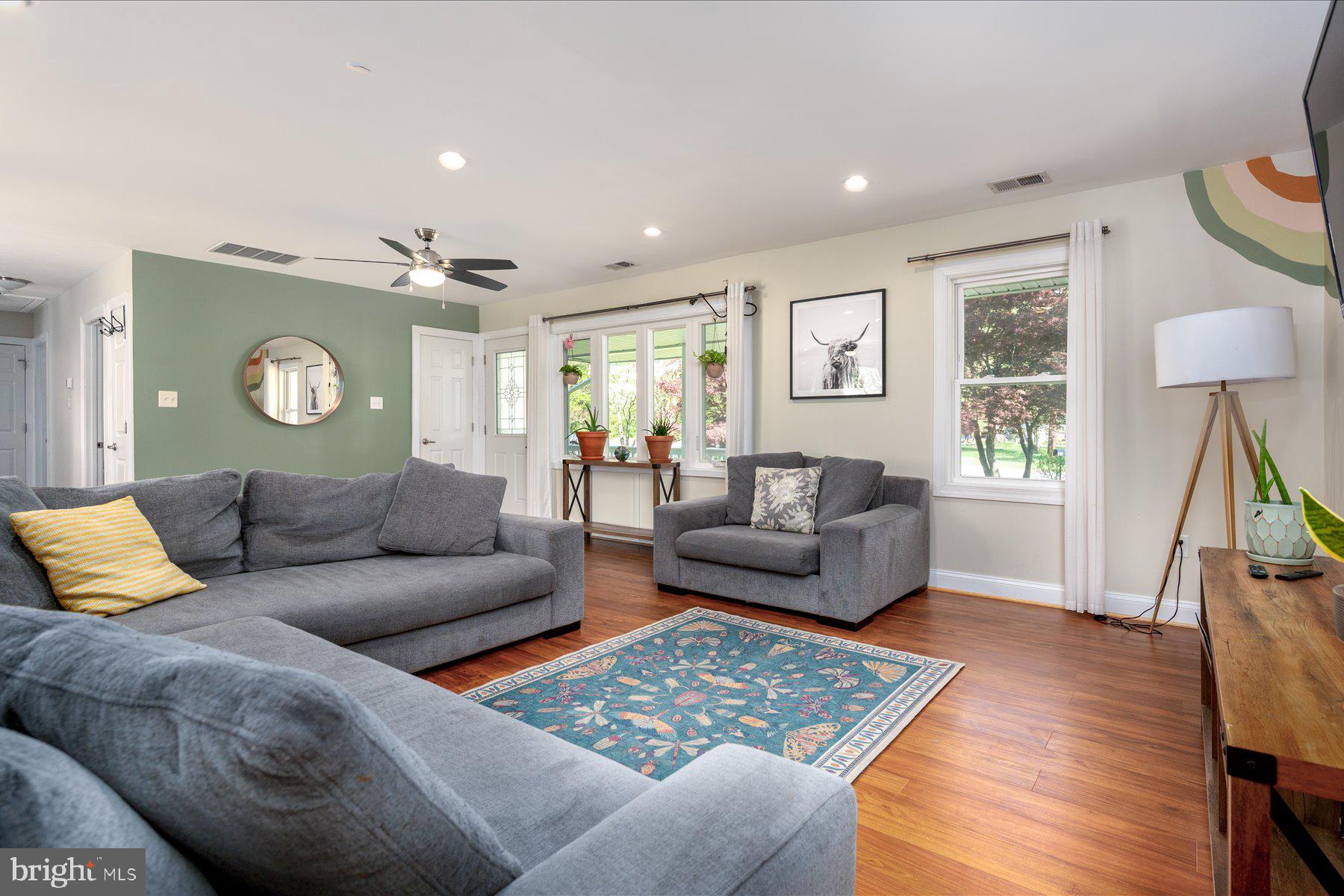 RIVERDALE PARK - Residential