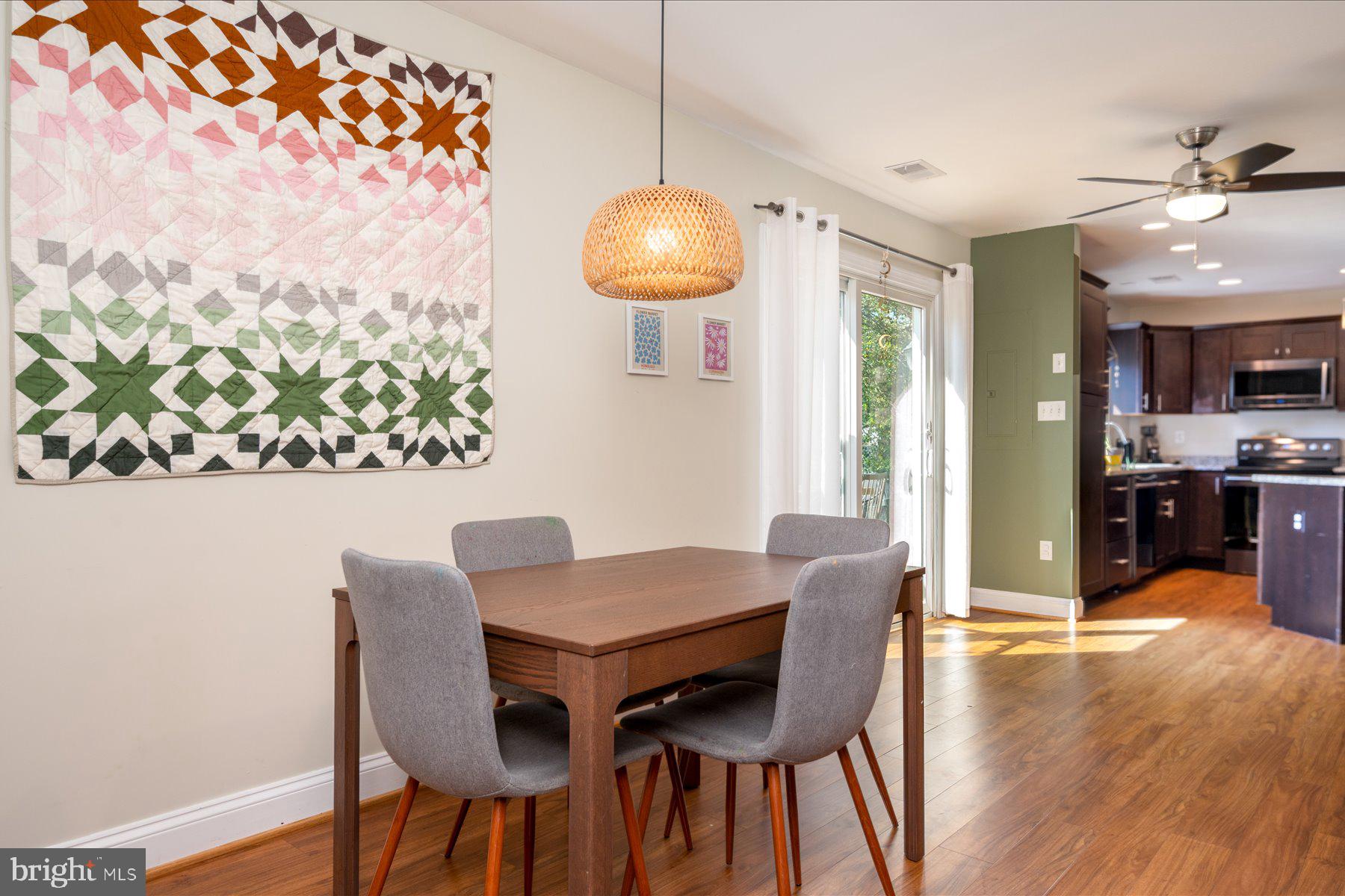 RIVERDALE PARK - Residential