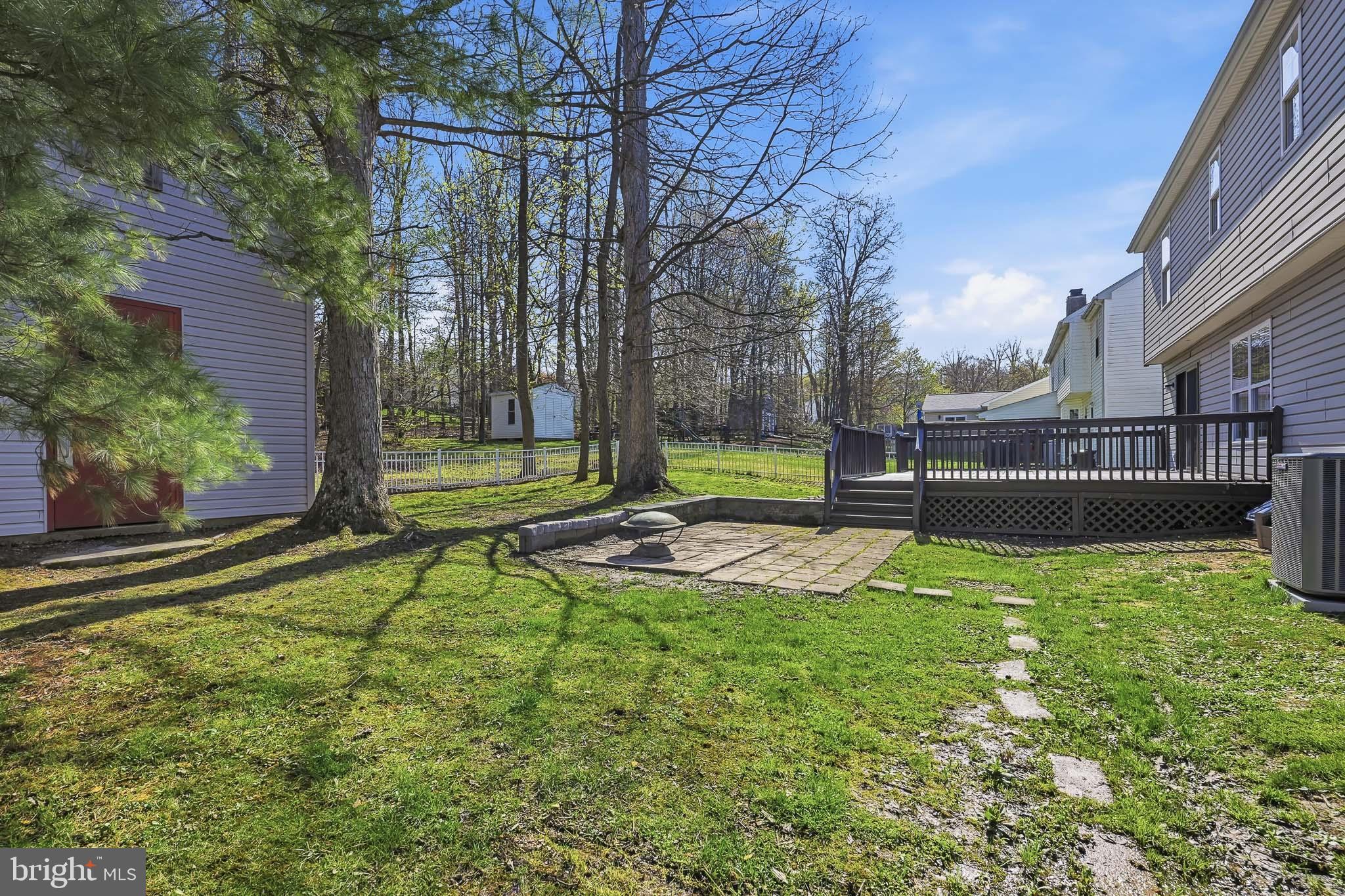 WASHINGTON WOODS - Residential