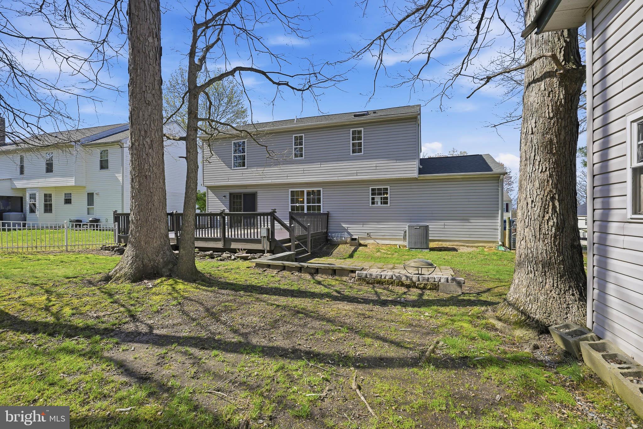 WASHINGTON WOODS - Residential