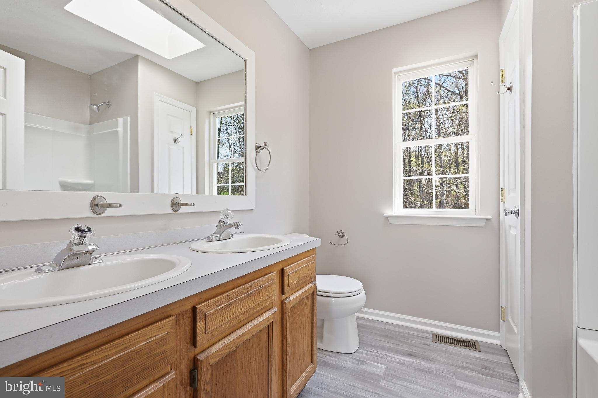 WASHINGTON WOODS - Residential