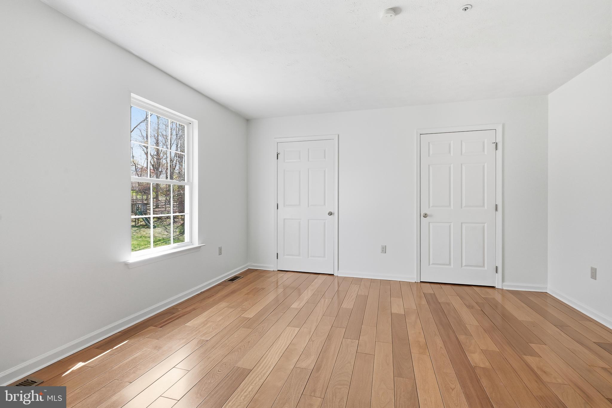 WASHINGTON WOODS - Residential