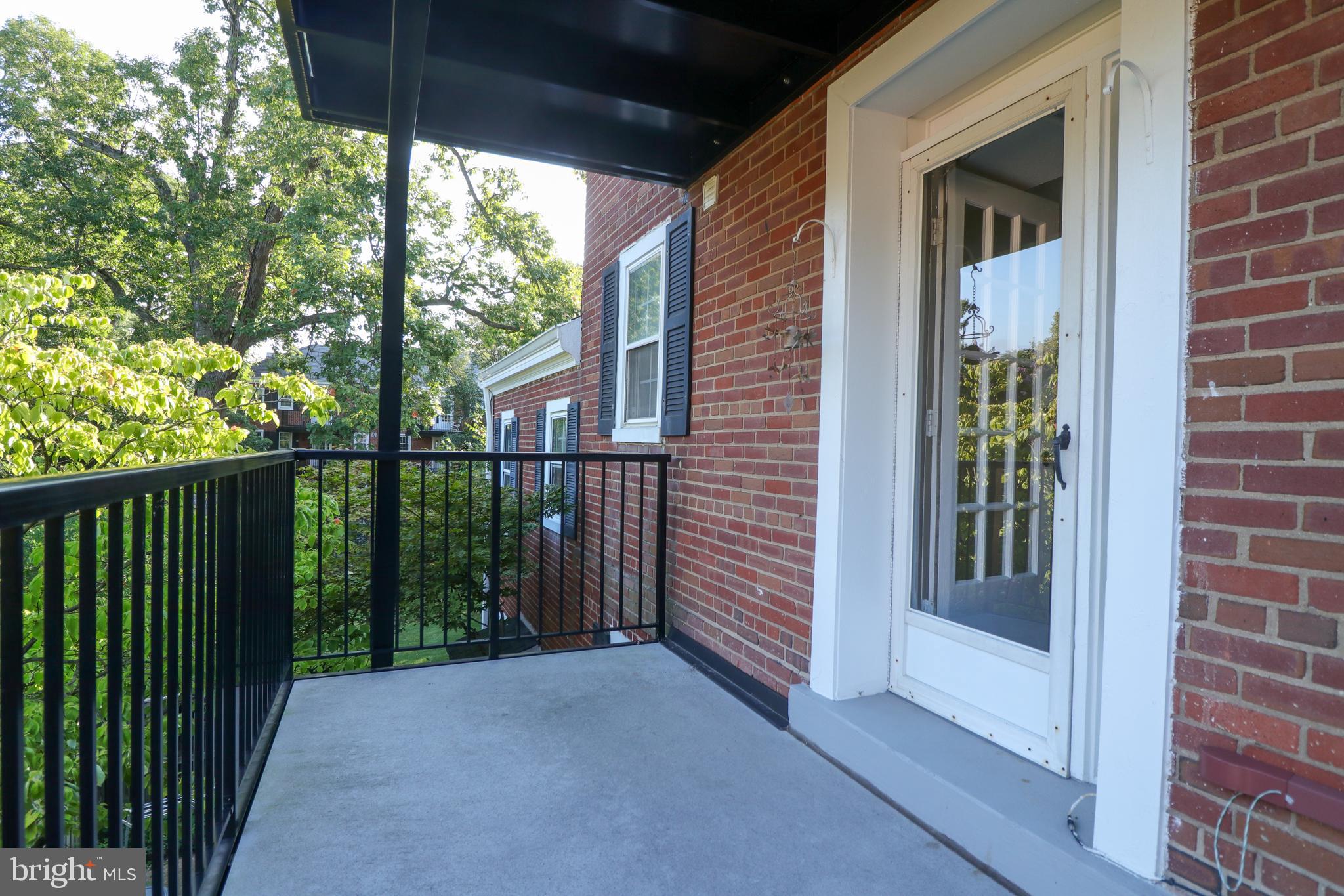 FAIRLINGTON VILLAGES - Residential Lease