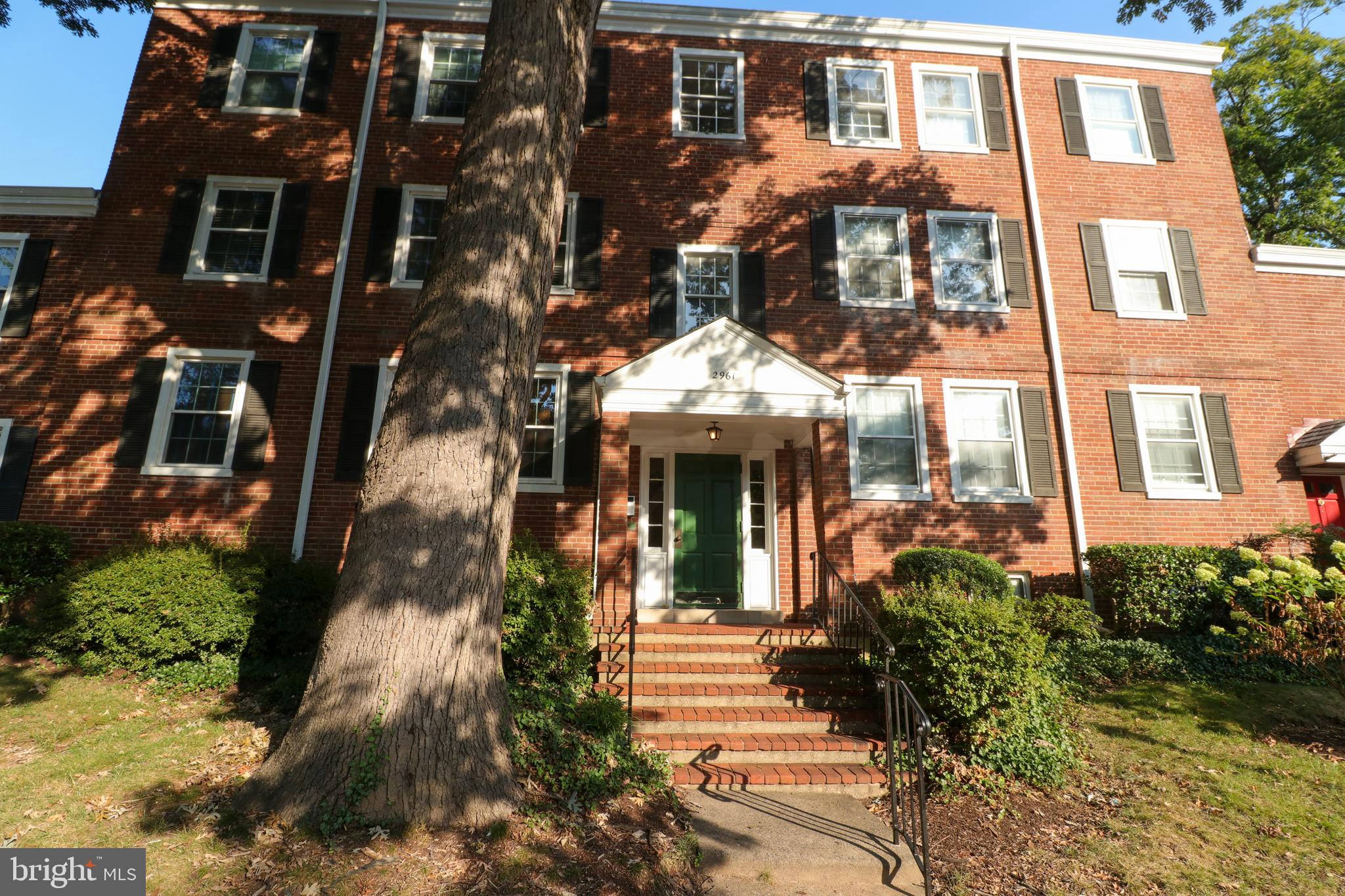 FAIRLINGTON VILLAGES - Residential Lease