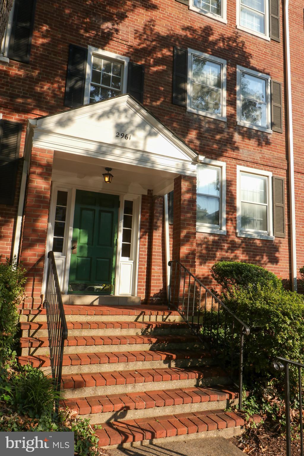 FAIRLINGTON VILLAGES - Residential Lease
