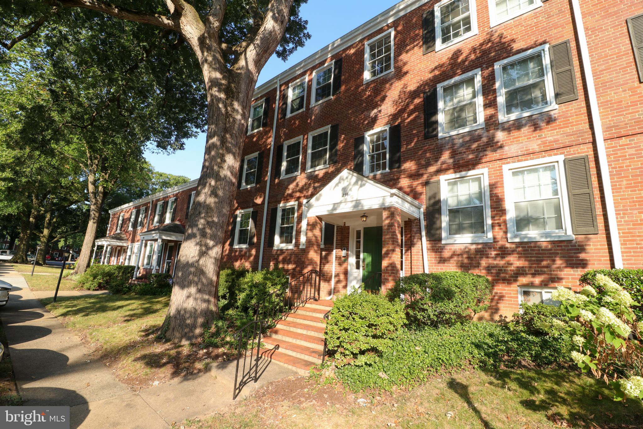FAIRLINGTON VILLAGES - Residential Lease