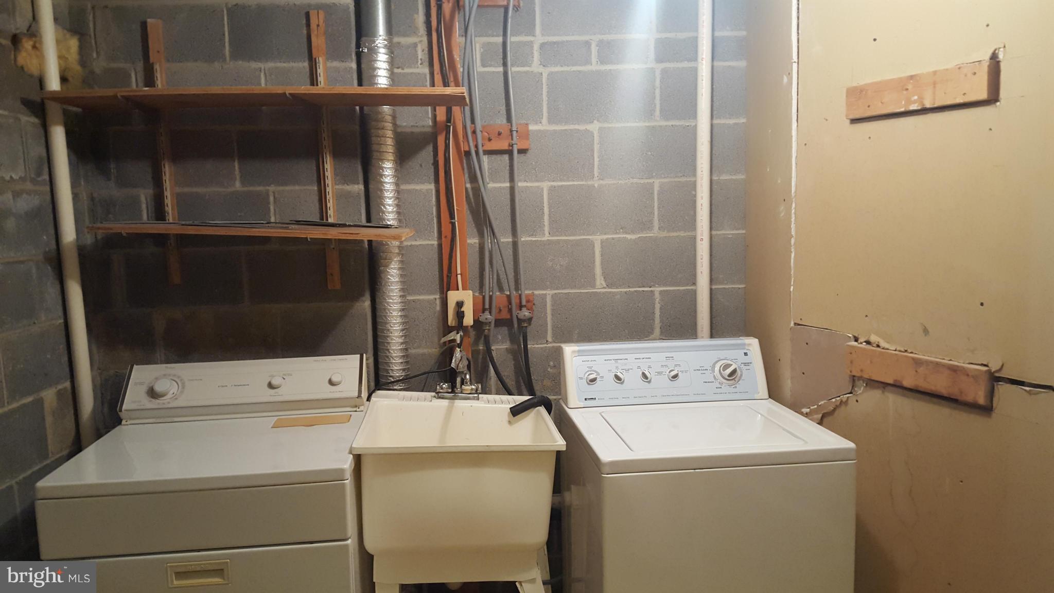 VILLAGES OF MOUNT VERNON - Residential