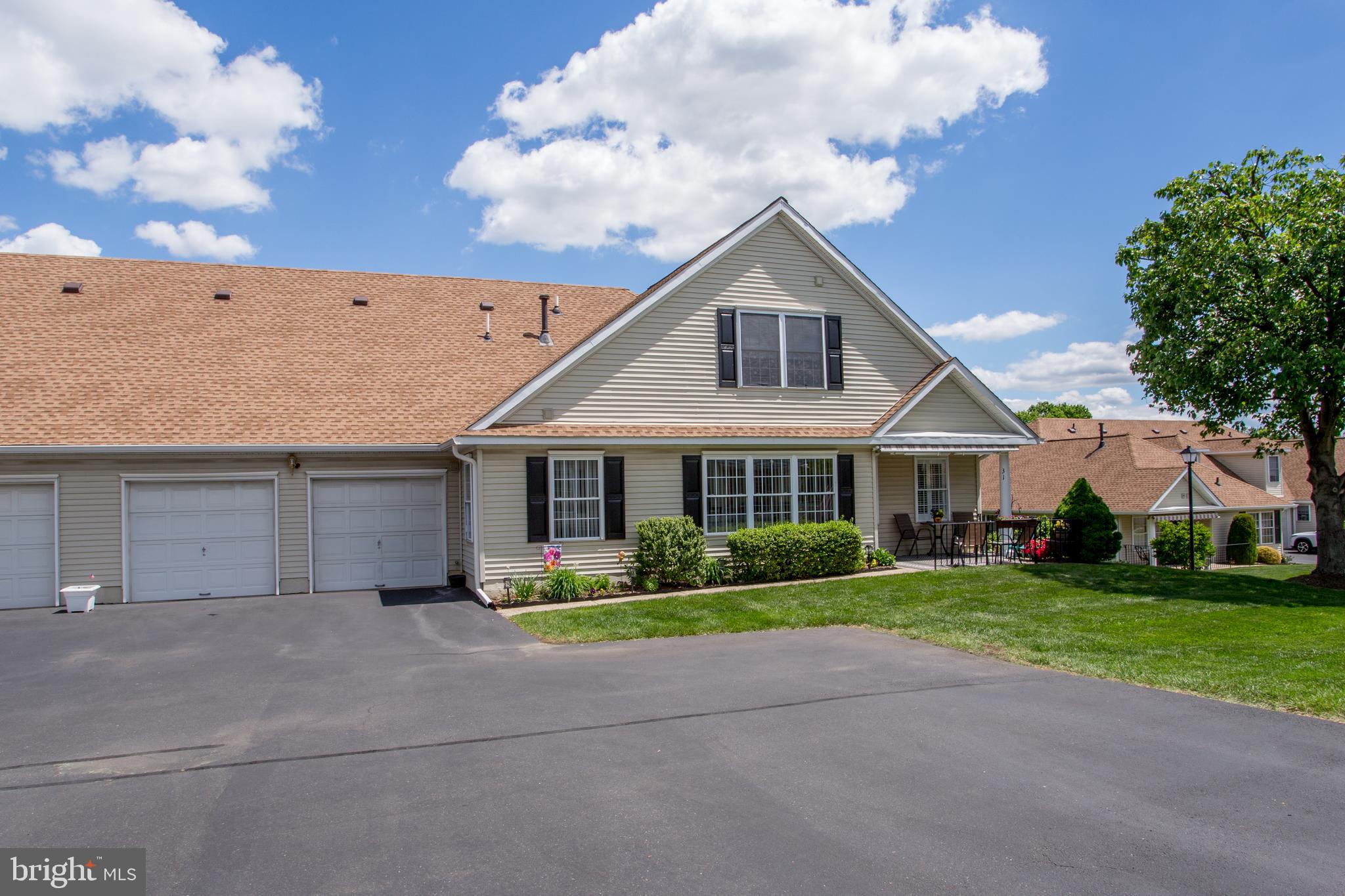 31 AVENROWE COURT