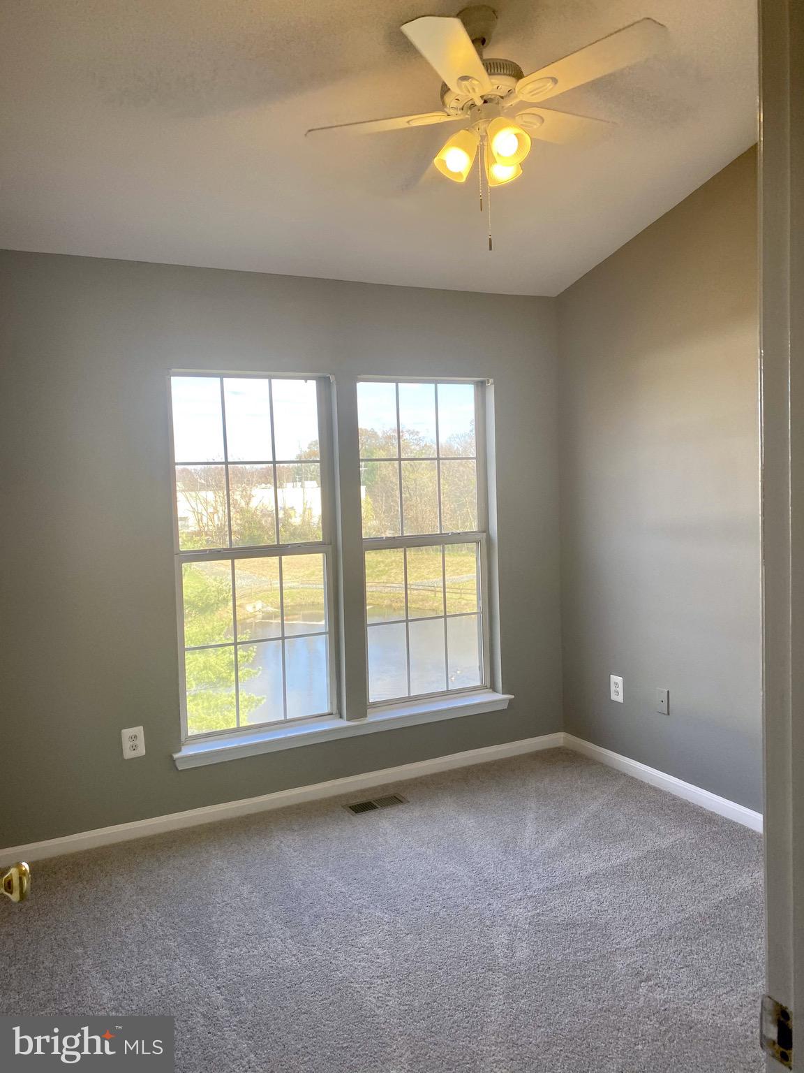 PENNSYLVANIA CROSSING - Residential Lease