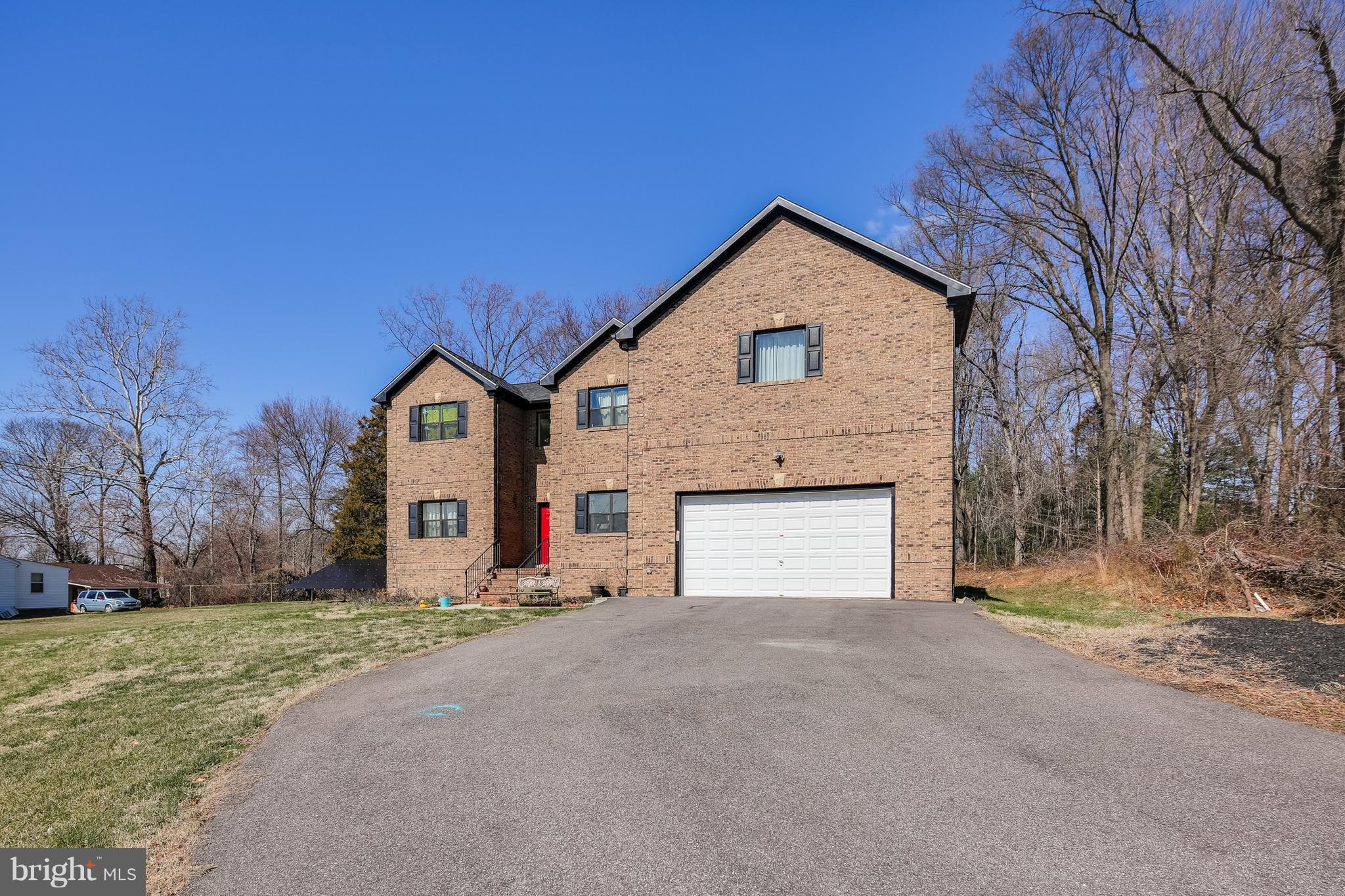 JOHNSON HEIGHTS - Residential