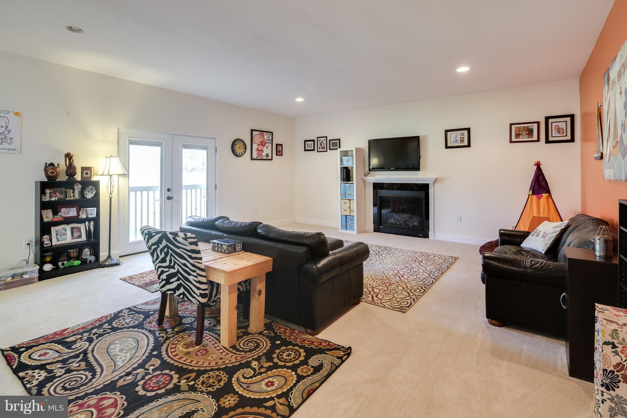 JOHNSON HEIGHTS - Residential