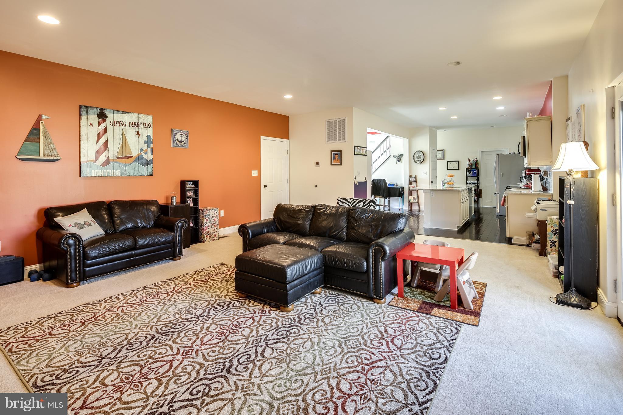 JOHNSON HEIGHTS - Residential