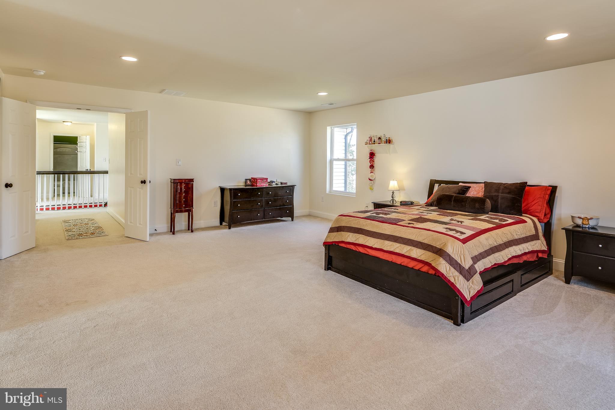 JOHNSON HEIGHTS - Residential