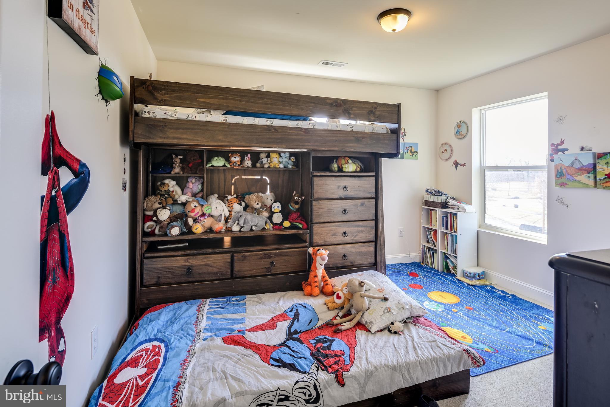 JOHNSON HEIGHTS - Residential