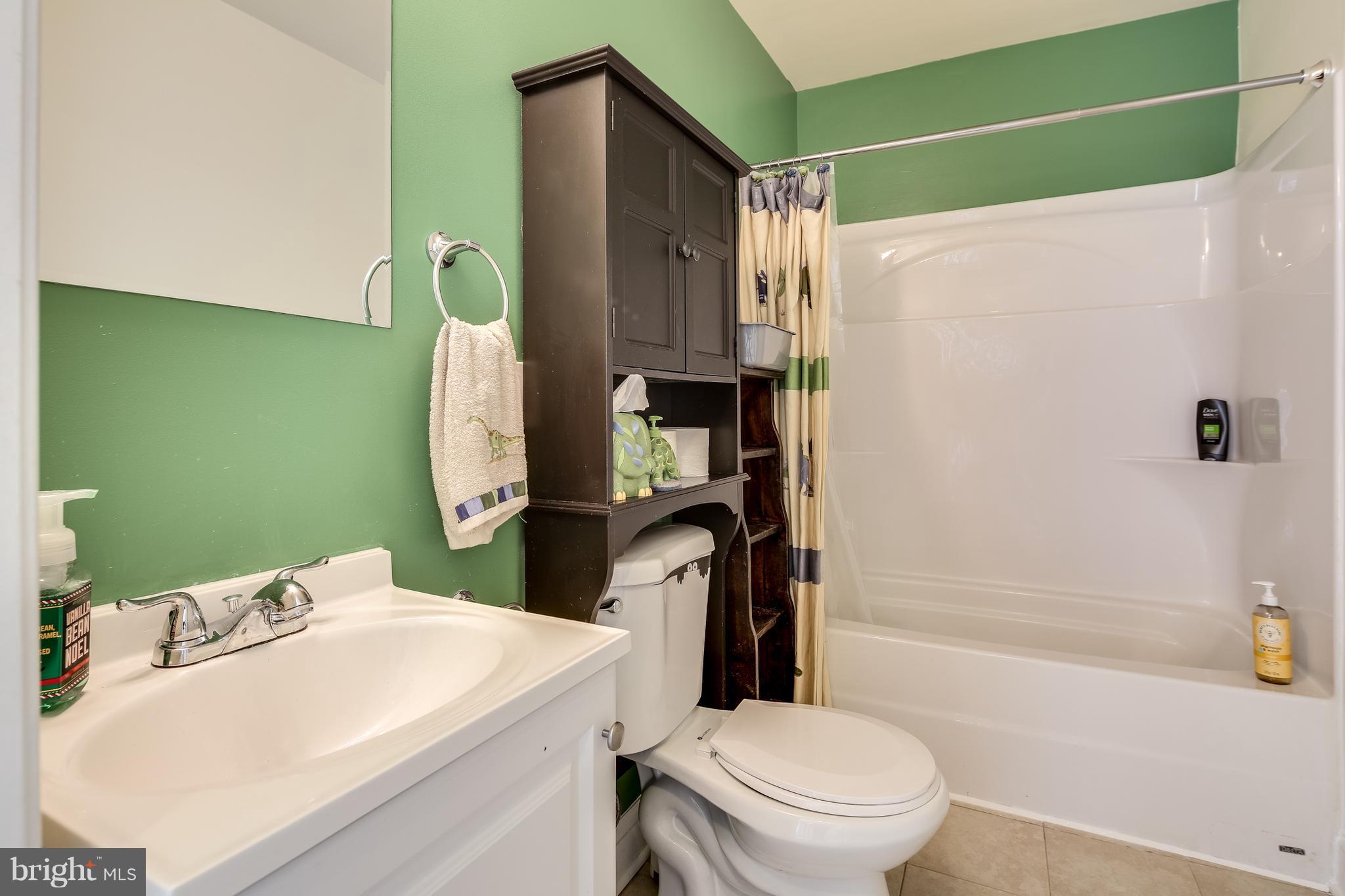 JOHNSON HEIGHTS - Residential