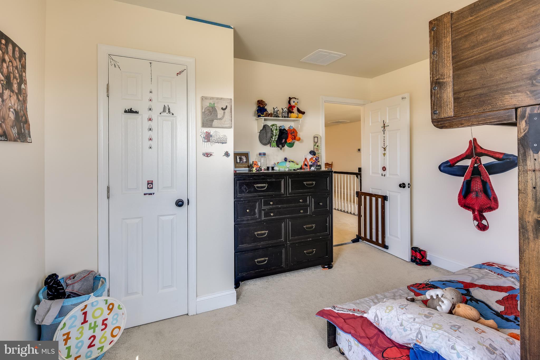 JOHNSON HEIGHTS - Residential