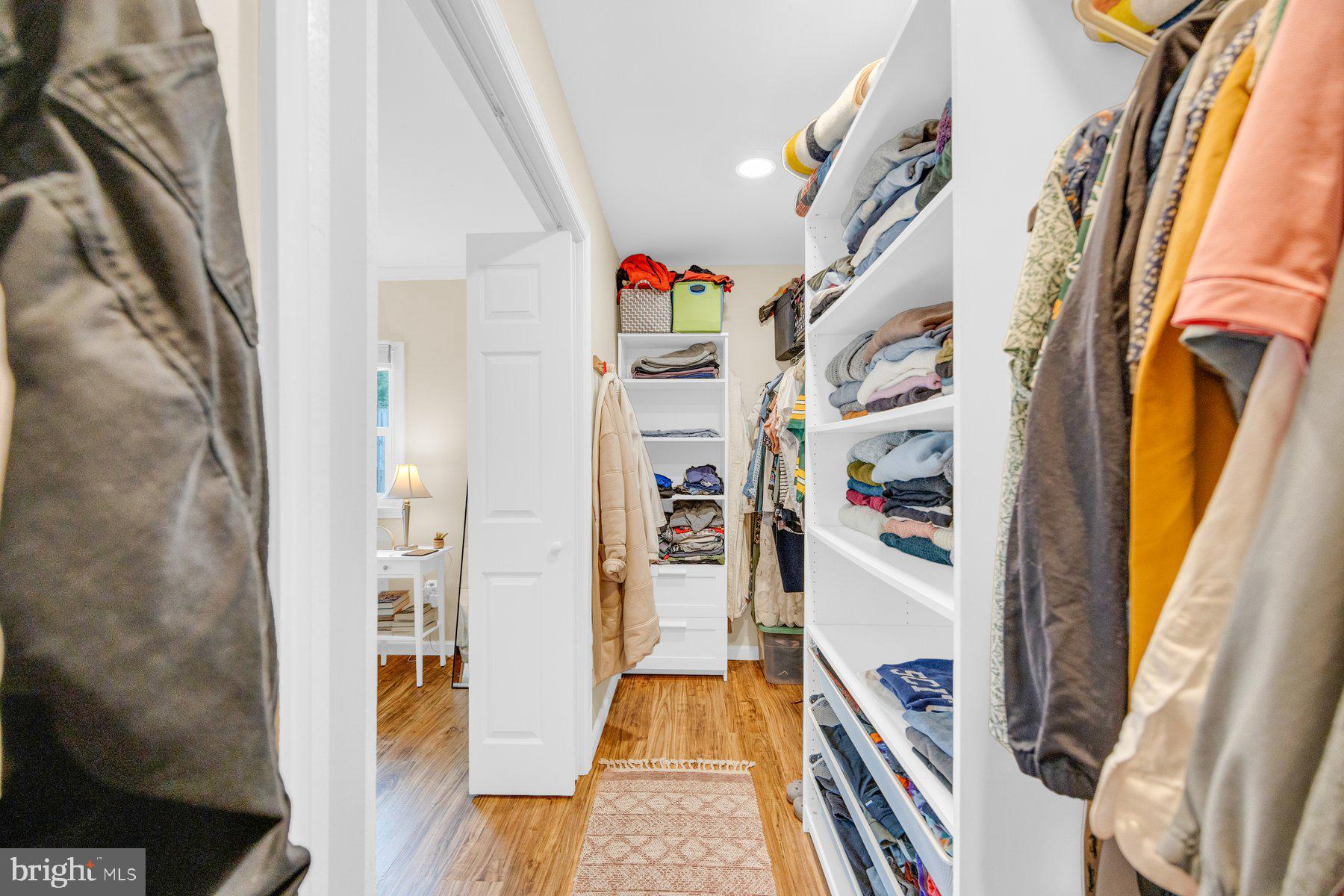 SPOUT HILL MANOR - Residential