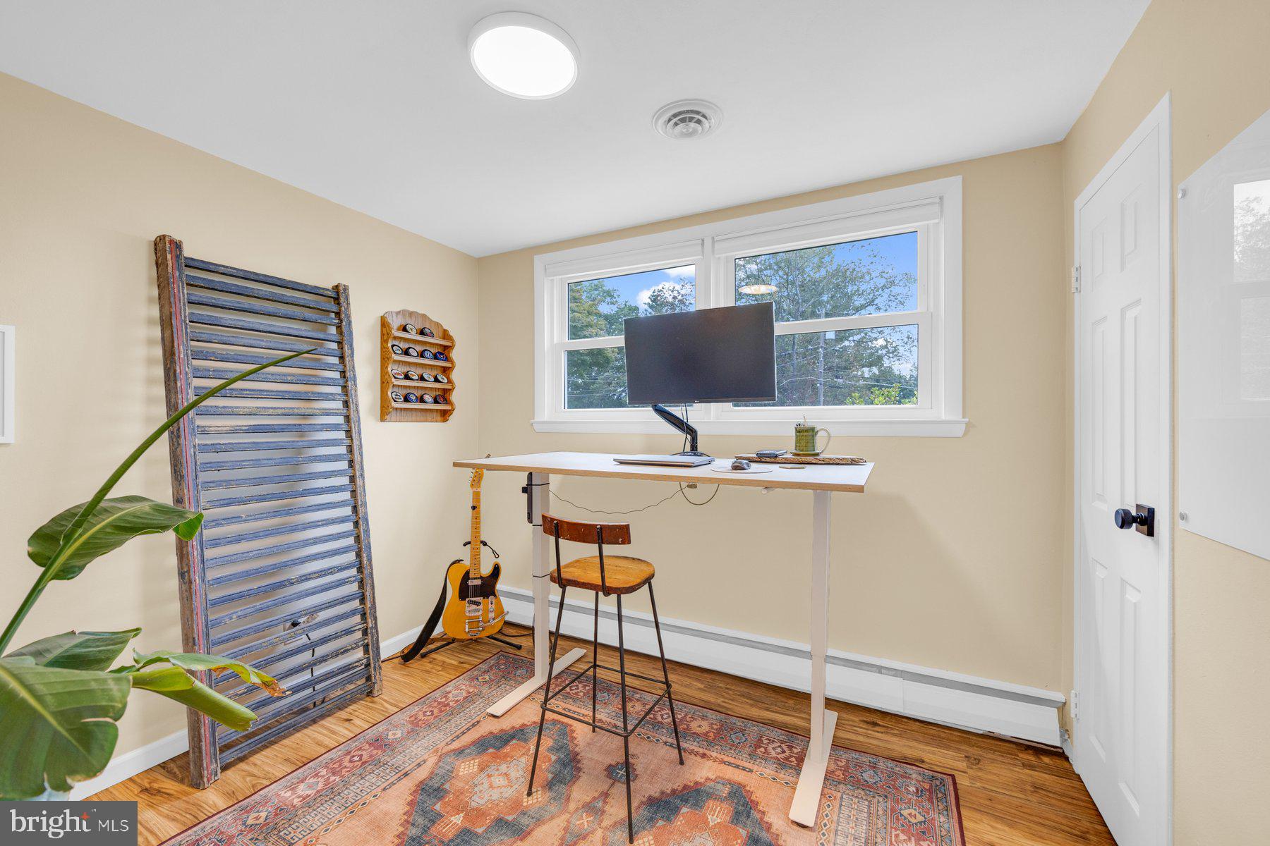 SPOUT HILL MANOR - Residential