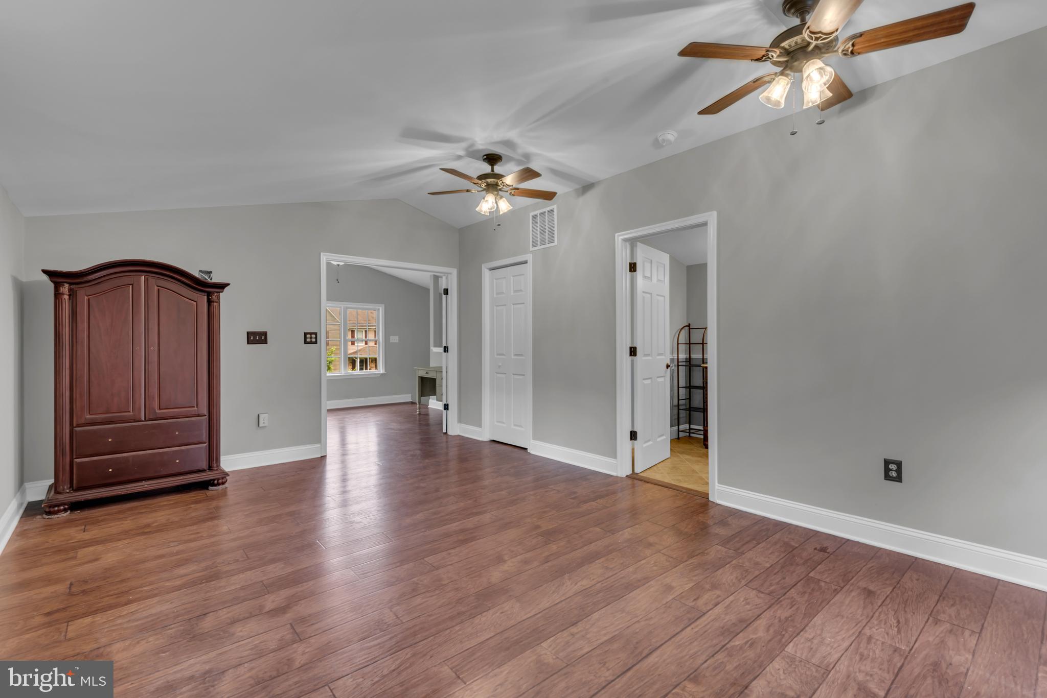 PASADENA - Residential