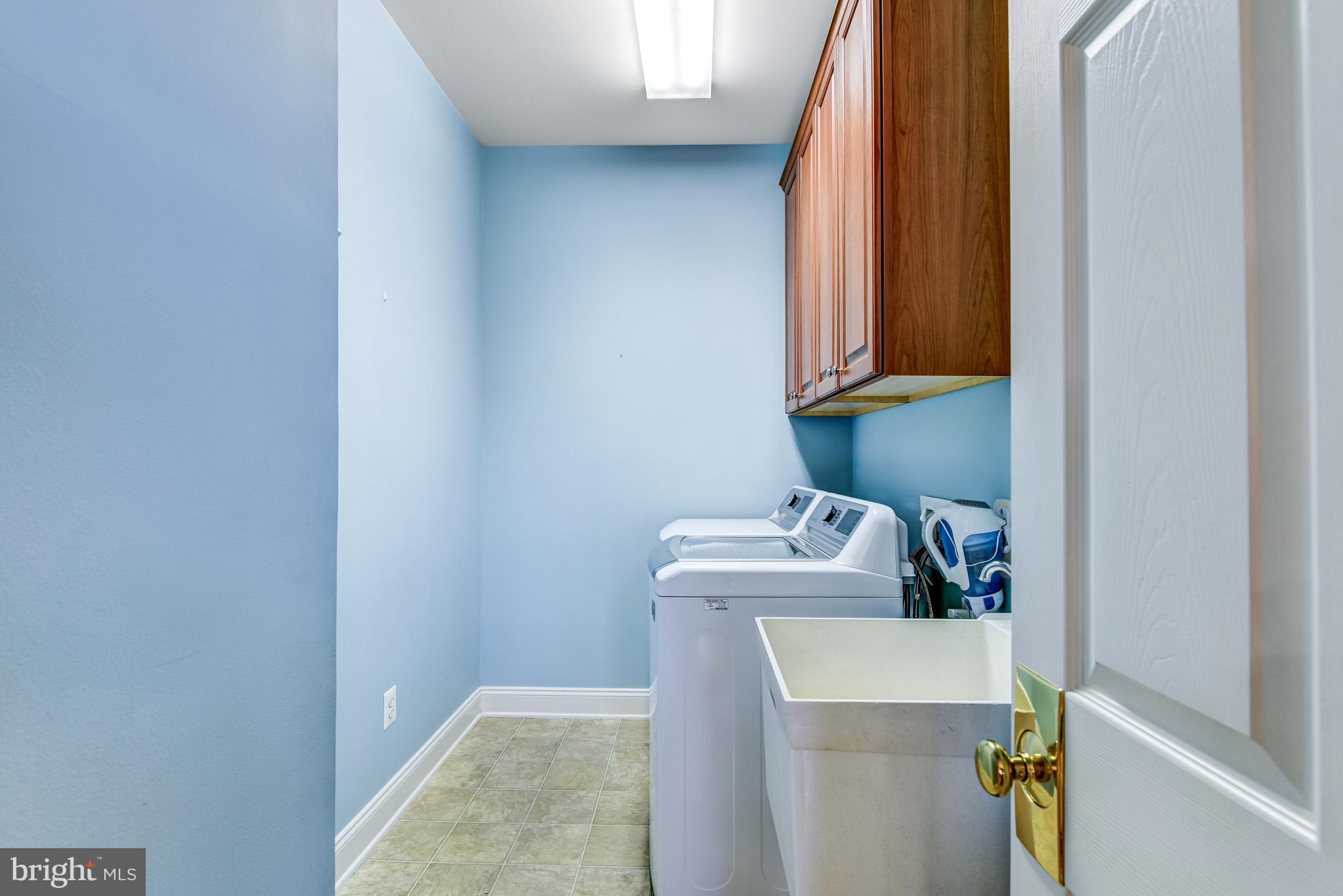 DOMINION VALLEY COUNTRY CLUB - Residential