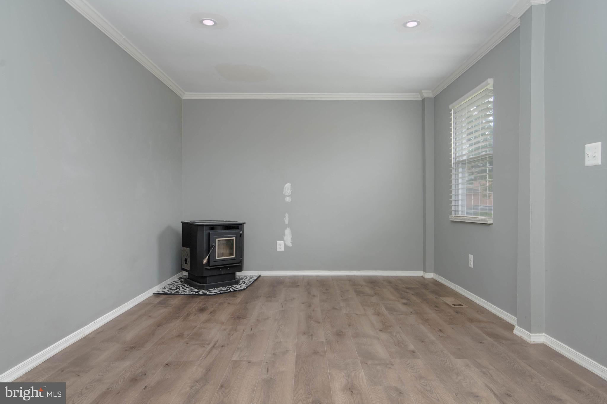 WINTERS HEIGHTS - Residential Lease