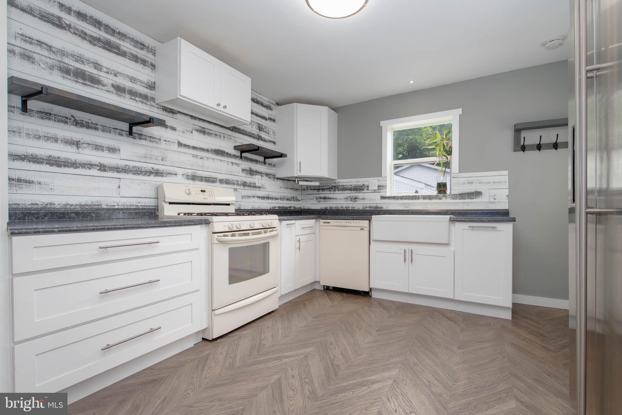 WINTERS HEIGHTS - Residential Lease