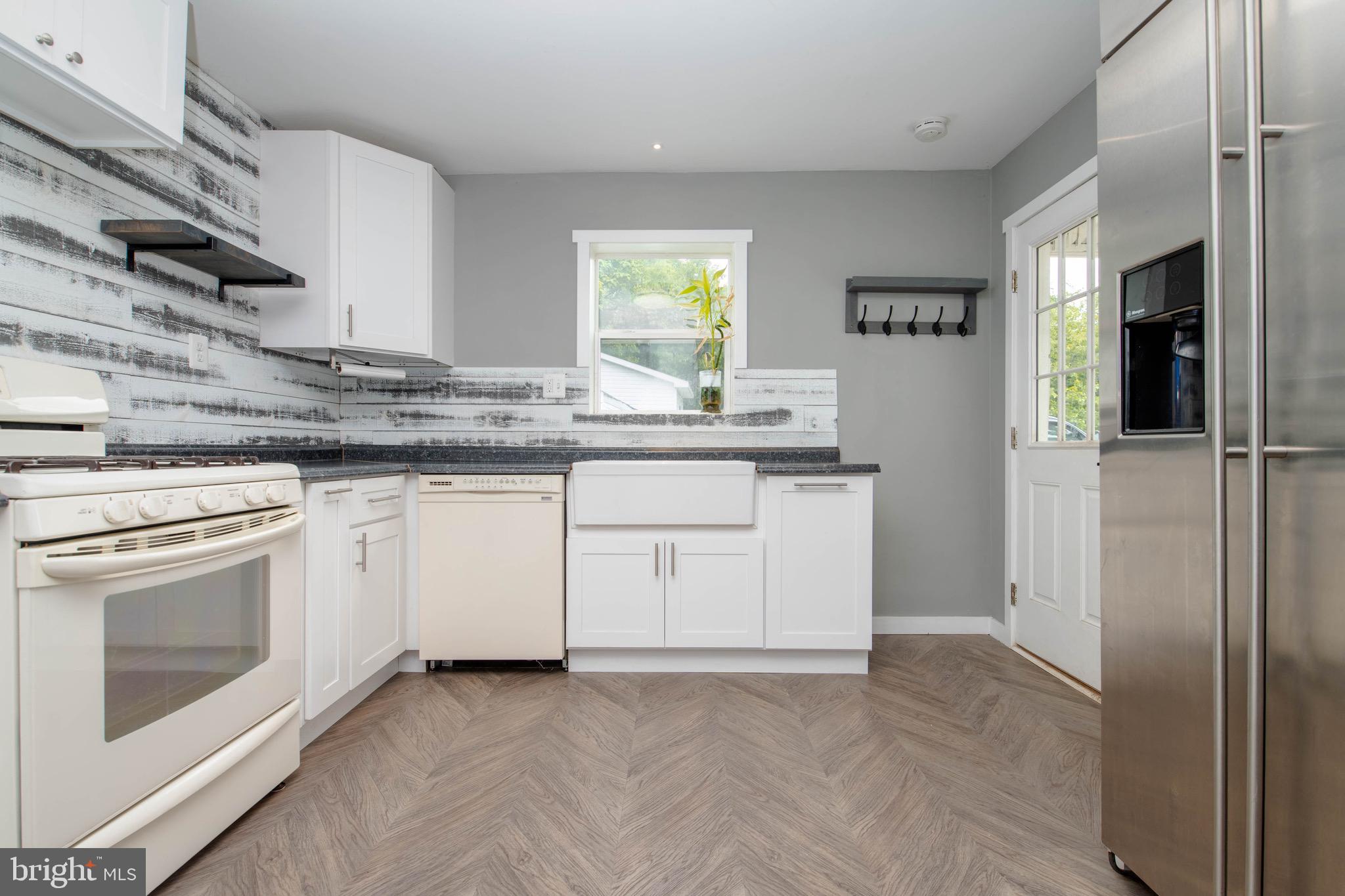 WINTERS HEIGHTS - Residential Lease