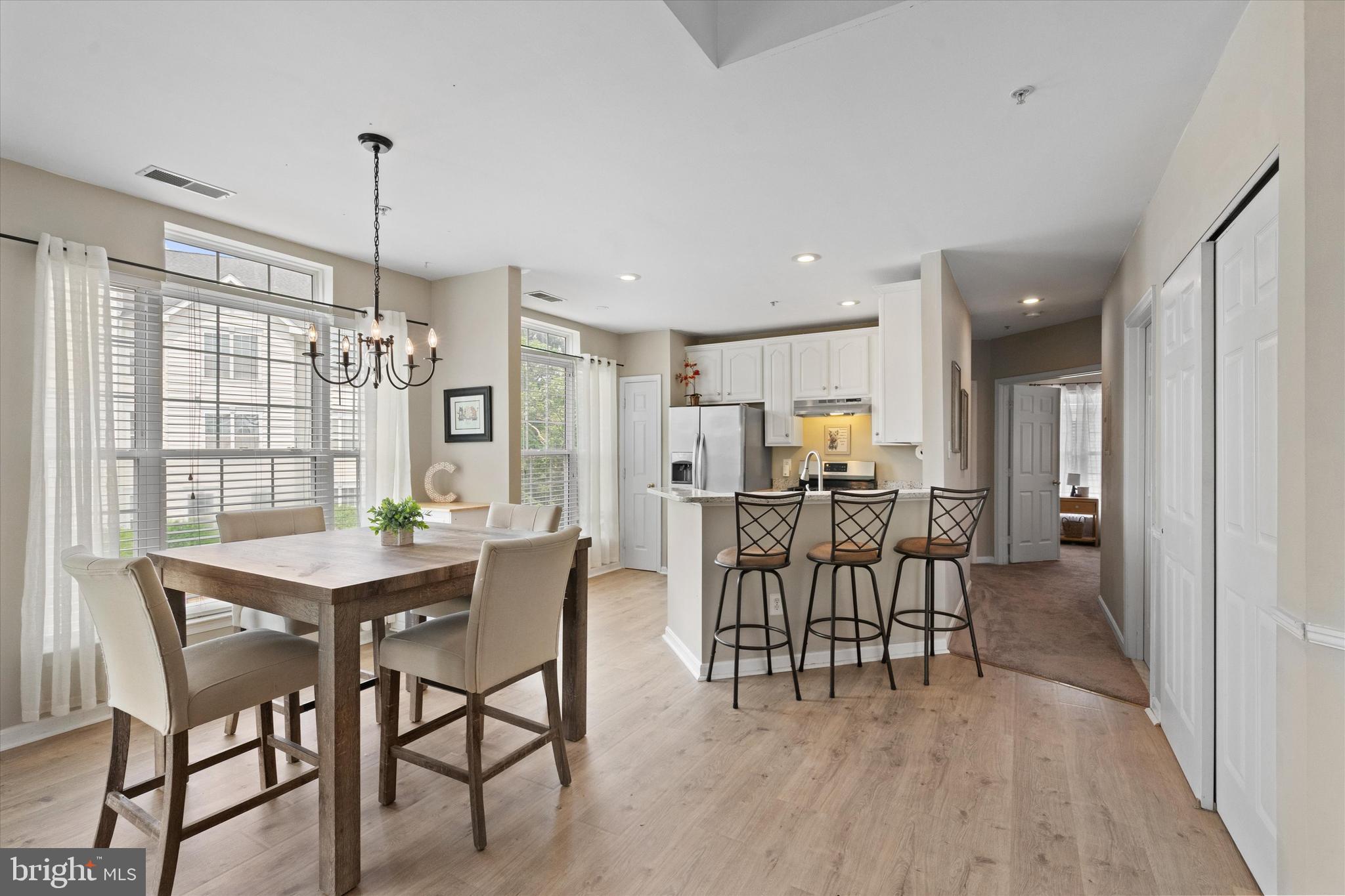 LAKESIDE AT SOUTH RIDING - Residential