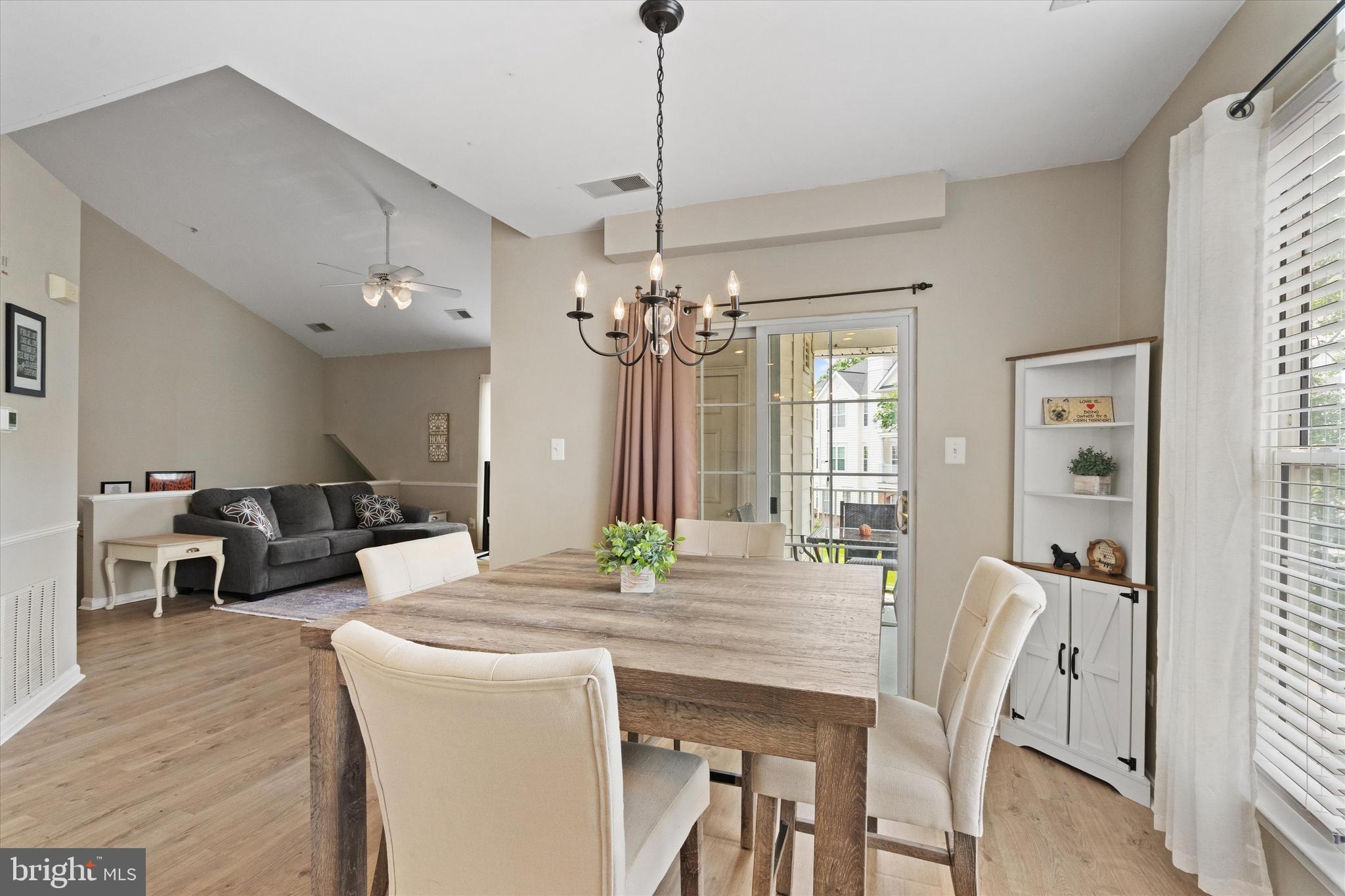 LAKESIDE AT SOUTH RIDING - Residential