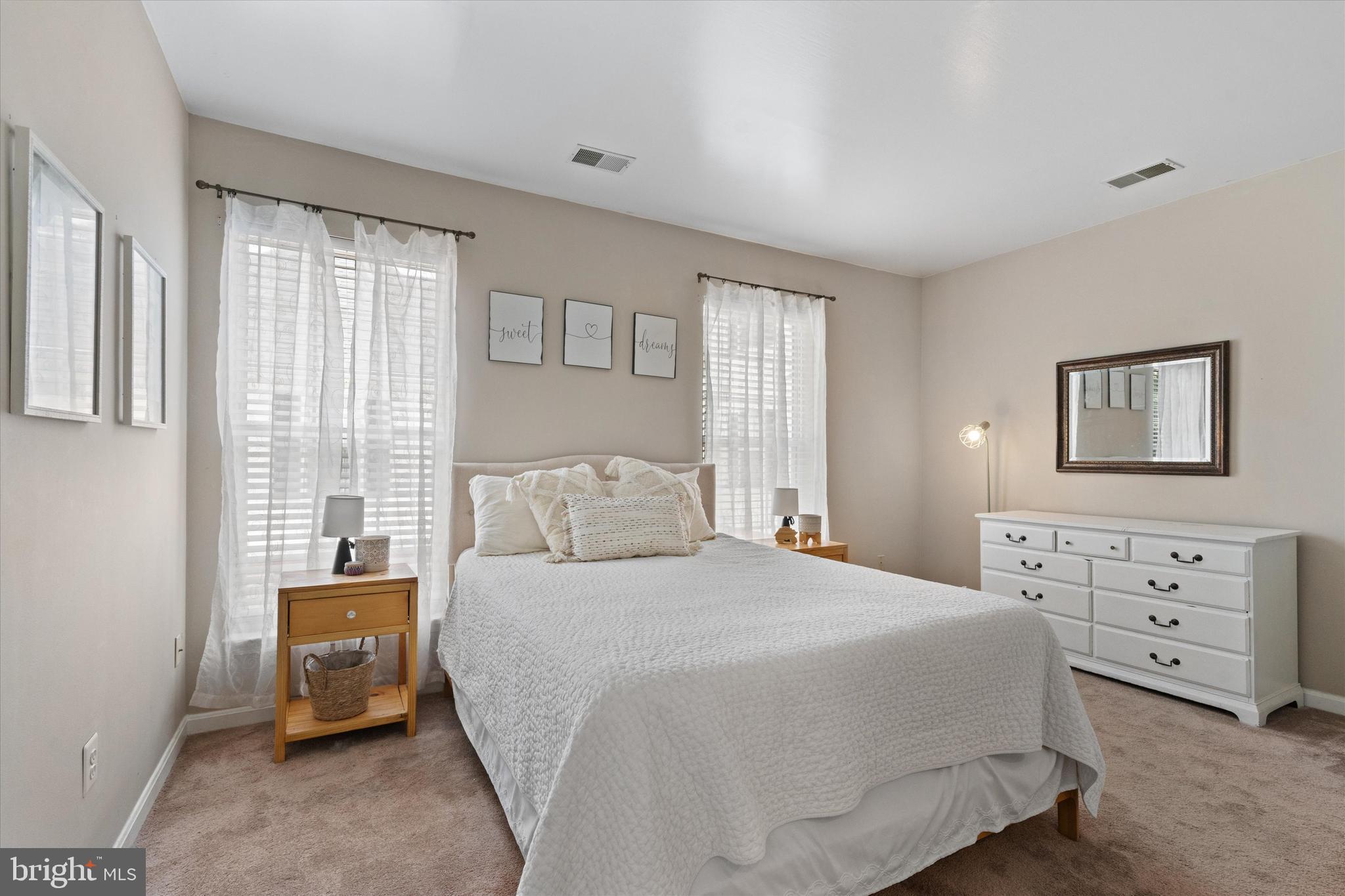 LAKESIDE AT SOUTH RIDING - Residential