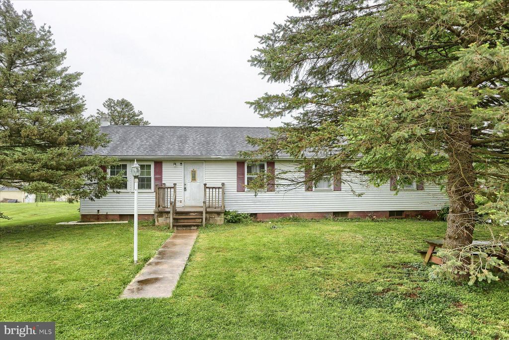 Photo of 9 KAY DR, LANCASTER, PA 17603 (MLS # PALA2034082)