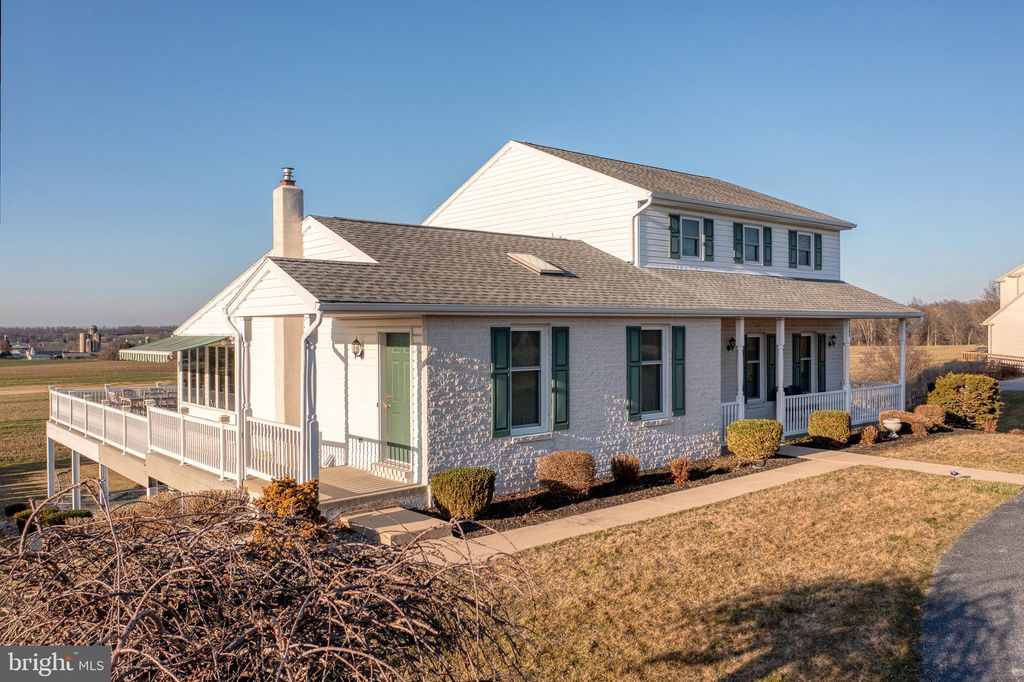 Photo of 1409 RIDGE RD, ELIZABETHTOWN, PA 17022 (MLS # PALA2031328)