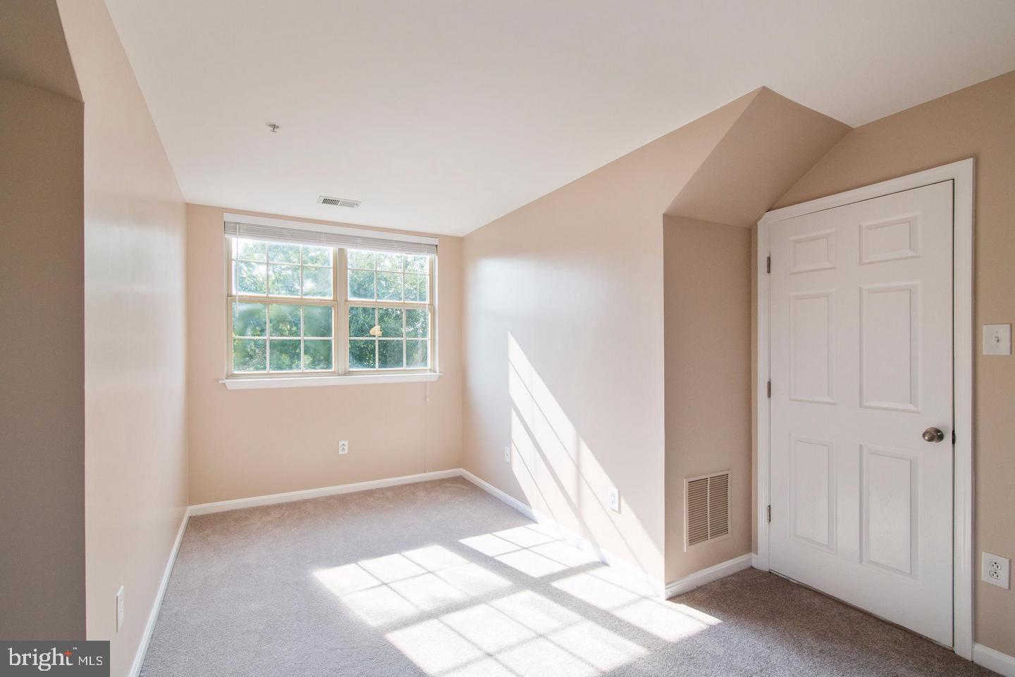 MILESTONE CENTER - Residential Lease