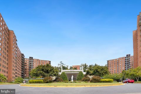 4201 CATHEDRAL AVENUE NW 913W WASHINGTON DC 20016
