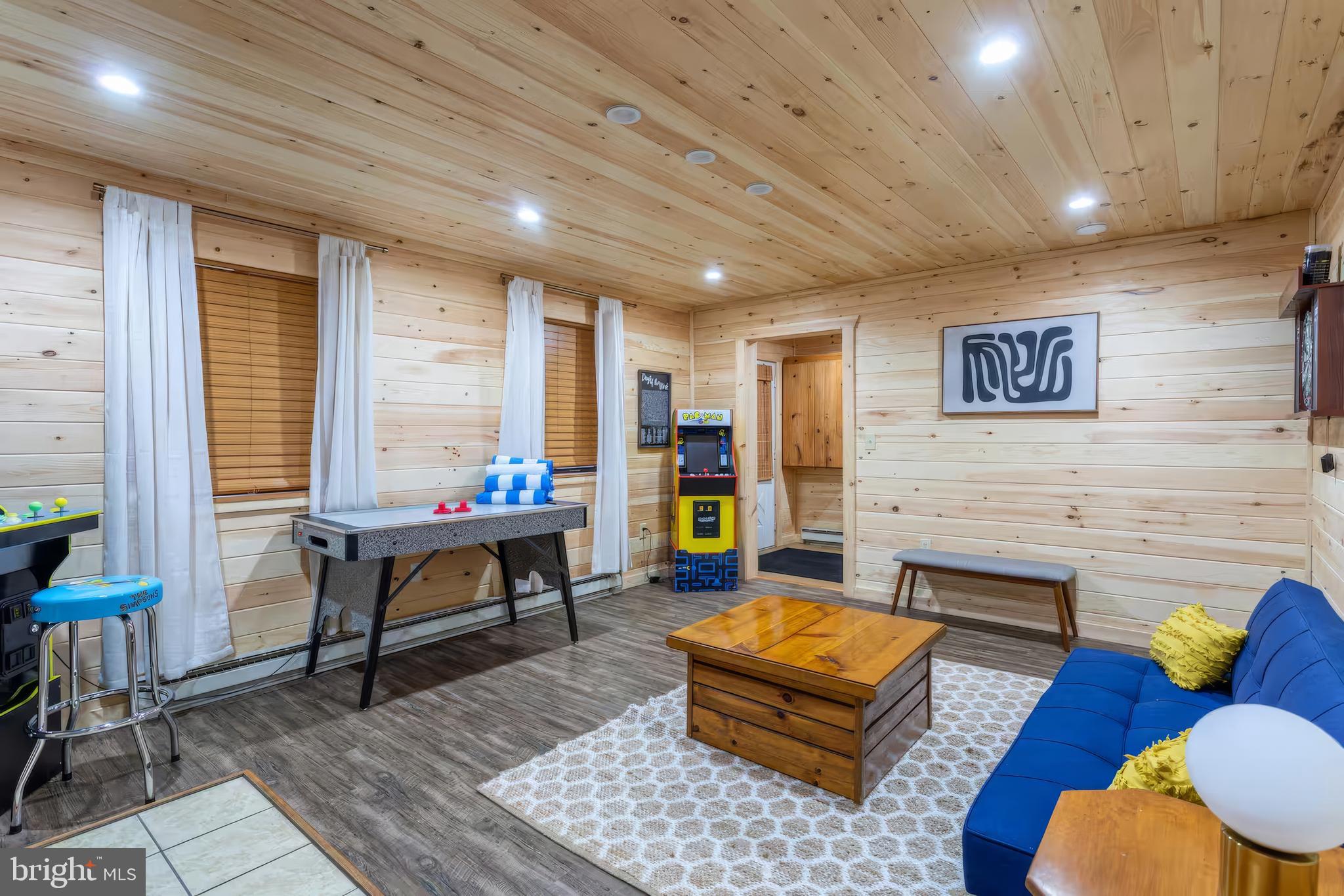 LAKE HARMONY ESTATES - Residential