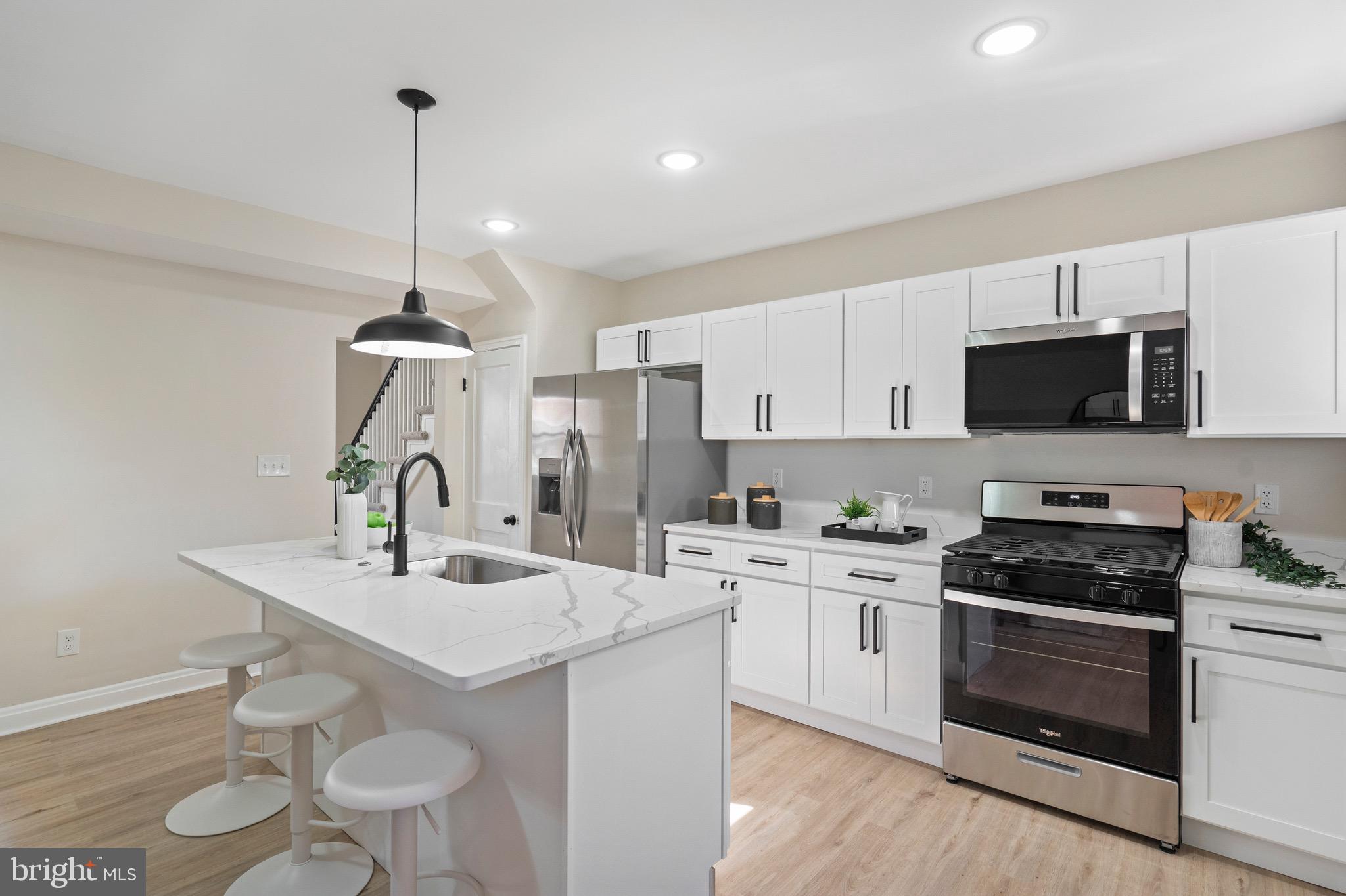 WAVERLY - Residential