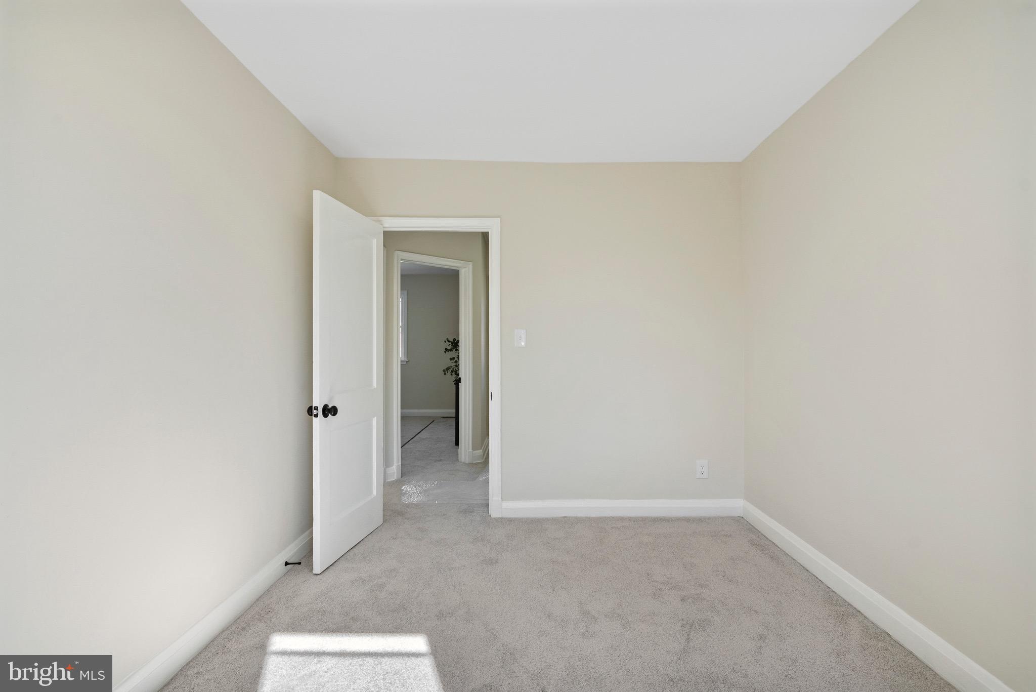 WAVERLY - Residential