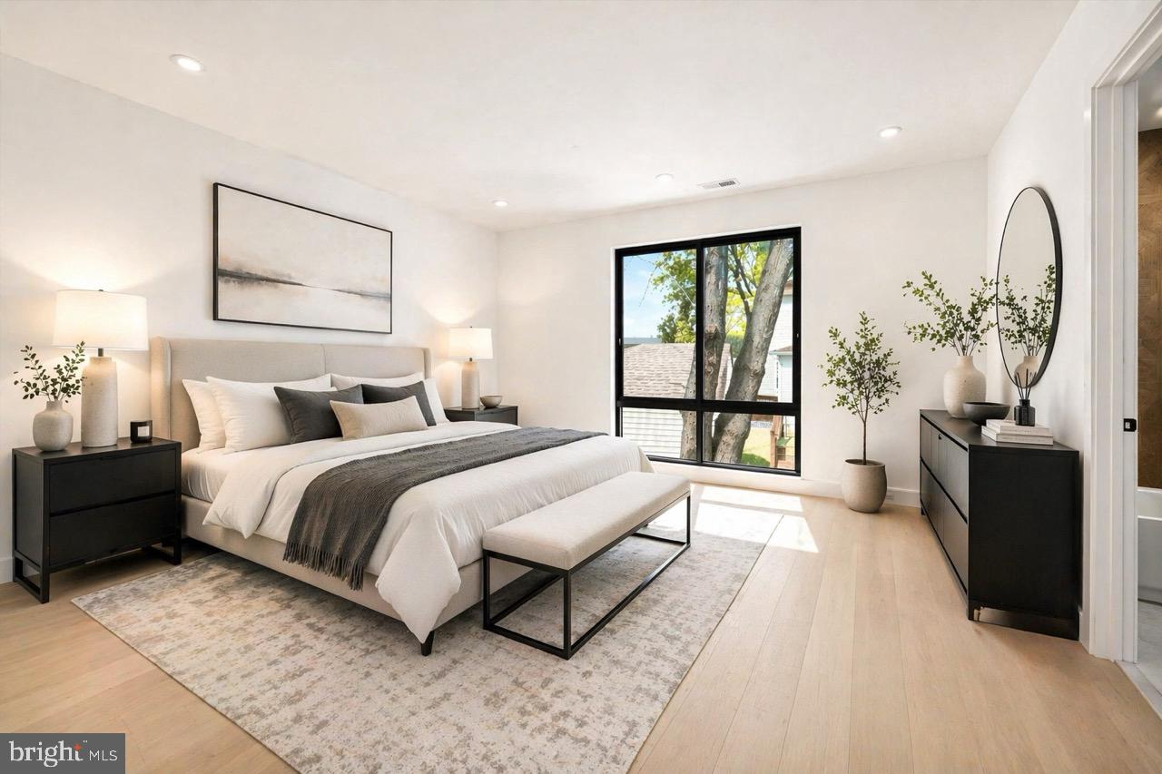 WEST LAWN - Residential