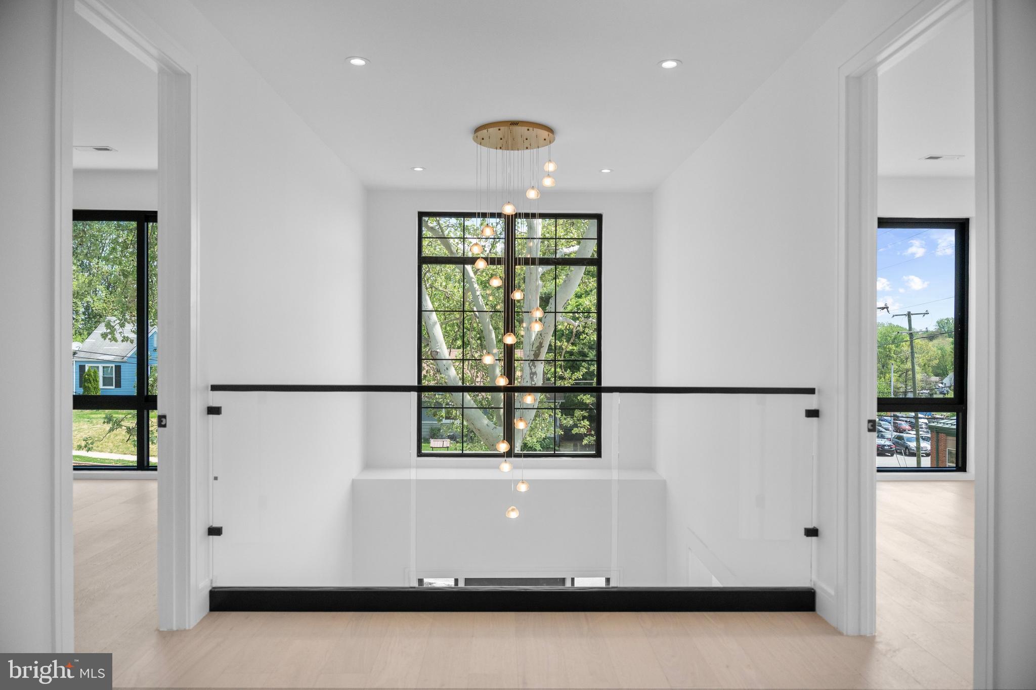 WEST LAWN - Residential