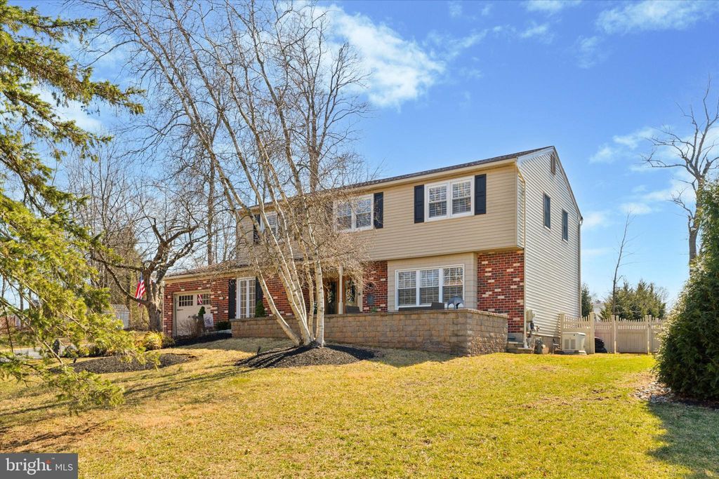 Photo of 600 Linnet Road, AUDUBON, PA 19403 (MLS # PAMC2165856)